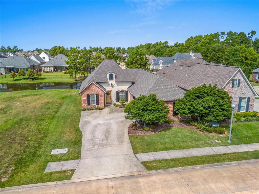 Lake Charles, Louisiana, 70605, United States, 4 Bedrooms Bedrooms, ,3 BathroomsBathrooms,Residential,For Sale,1984482