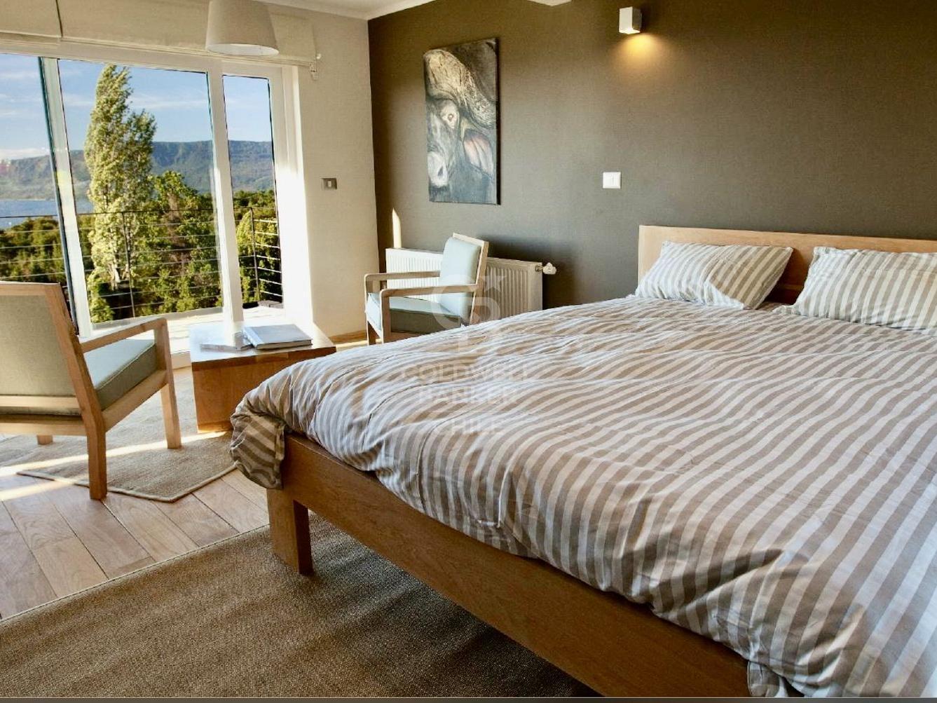 Pucón, Chile, 5 Bedrooms Bedrooms, ,5 BathroomsBathrooms,Residential,For Sale,1684687