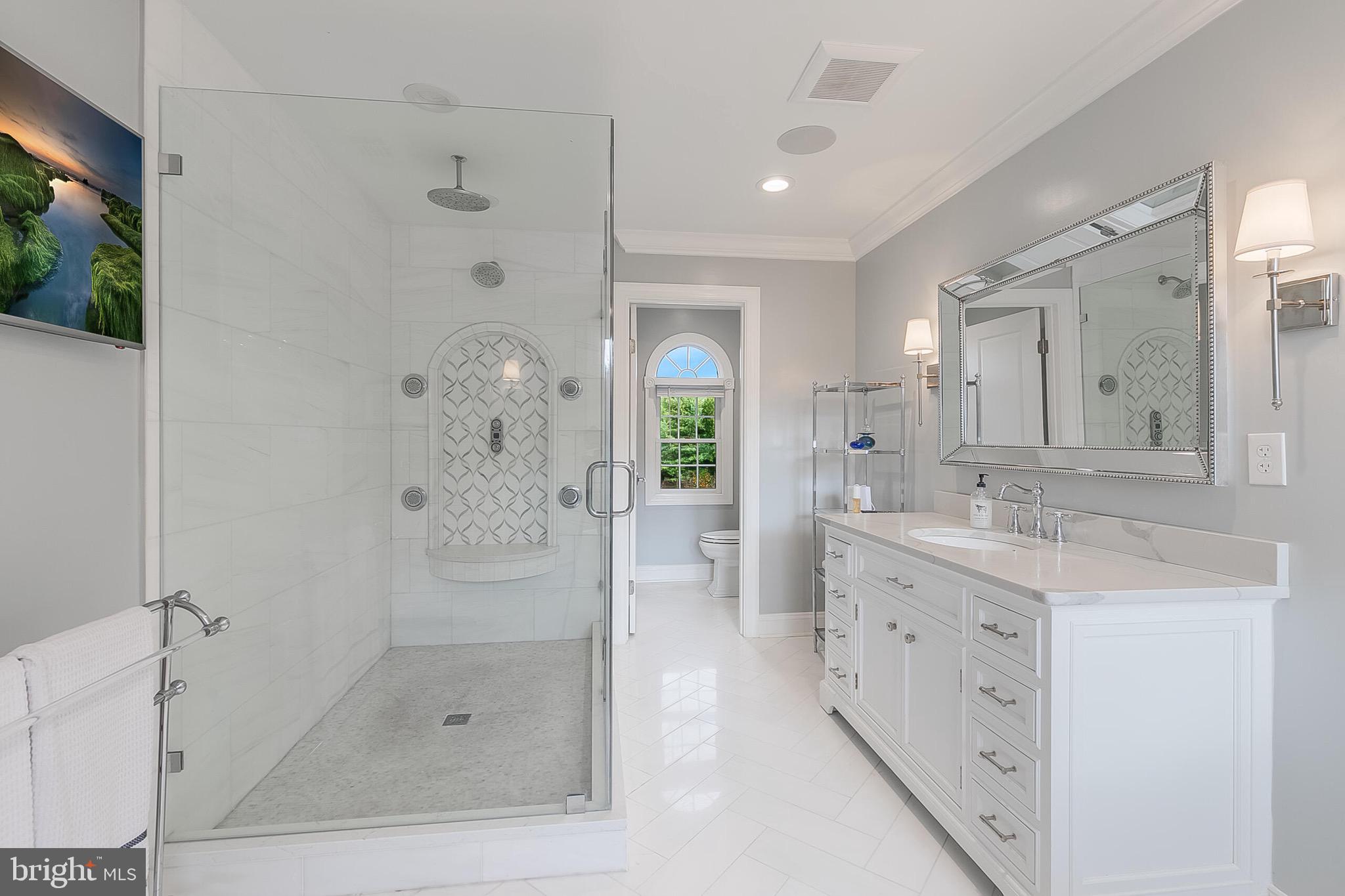 Aldie, Virginia, 20105, United States, 5 Bedrooms Bedrooms, ,7 BathroomsBathrooms,Residential,For Sale,1980828