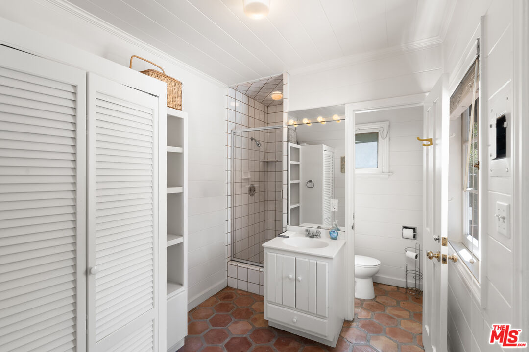 Los Angeles, California, 90024, United States, 6 Bedrooms Bedrooms, ,6 BathroomsBathrooms,Residential,For Sale,1925414