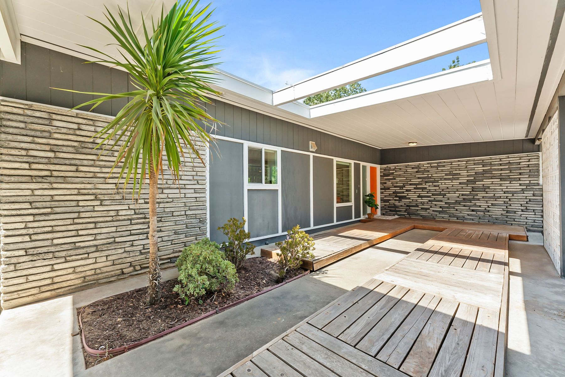  4935 Fair Oaks Boulevard, Carmichael, CA 95608 - 物件實景