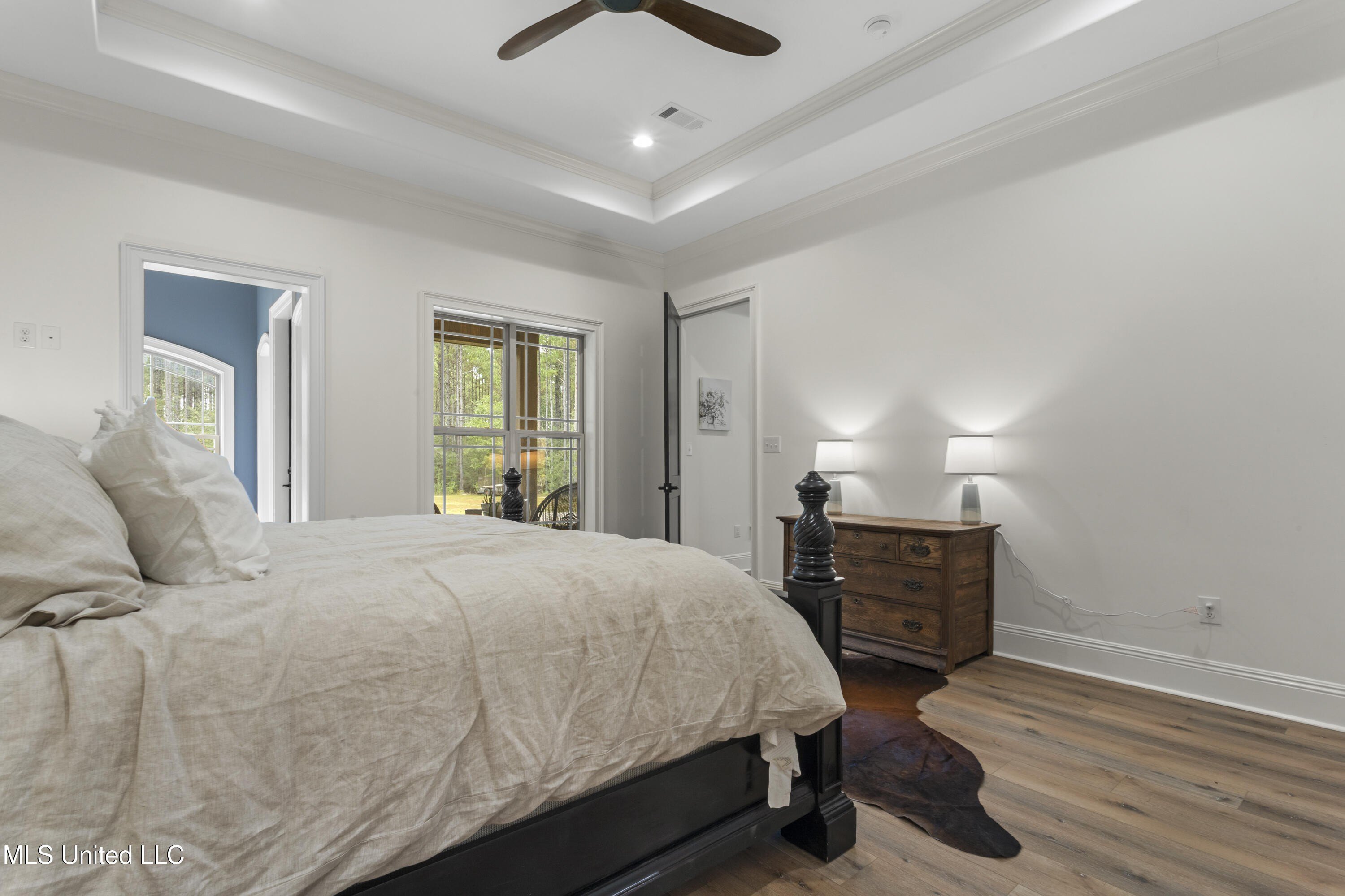 Gulfport, Mississippi, 39503, United States, 5 Bedrooms Bedrooms, ,5 BathroomsBathrooms,Residential,For Sale,1974357