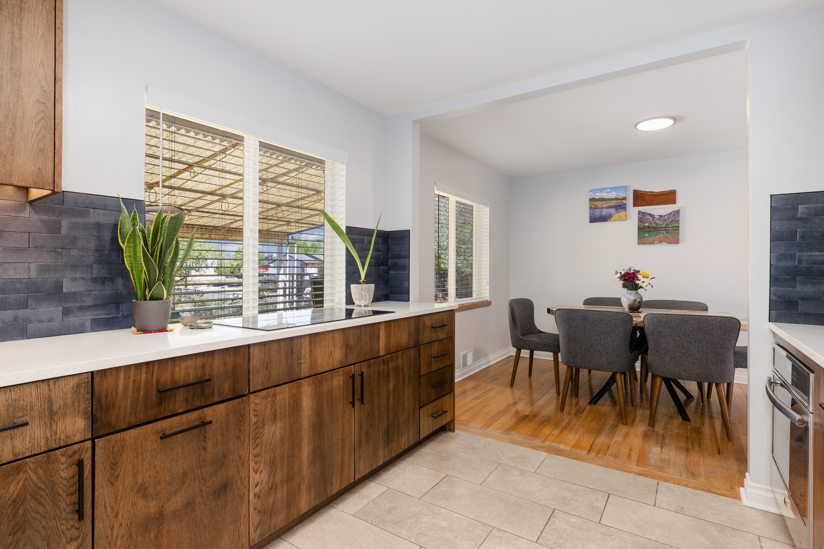  Stylish Ranch Living with Detached ADU - 物件實景