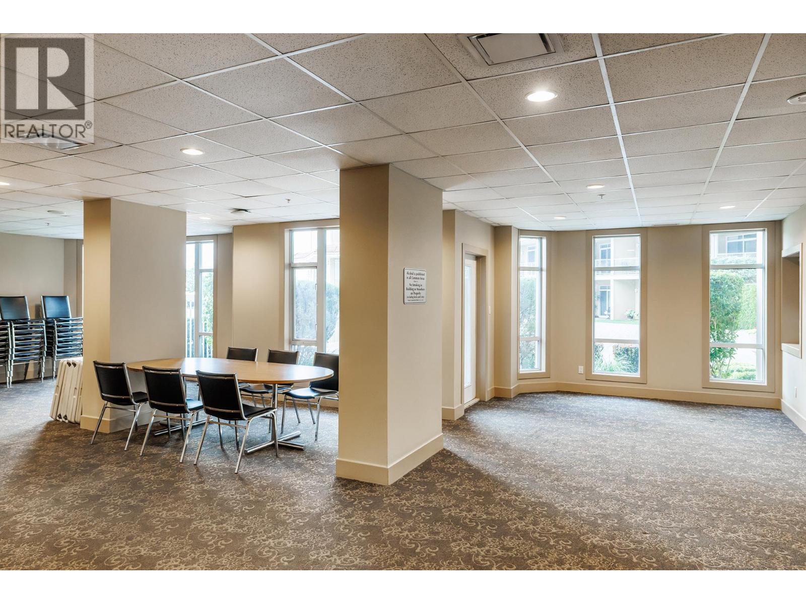 KELOWNA, British Columbia, V1Y 9W1, CA, 2 Bedrooms Bedrooms, ,2 BathroomsBathrooms,Residential,For Sale,1961456