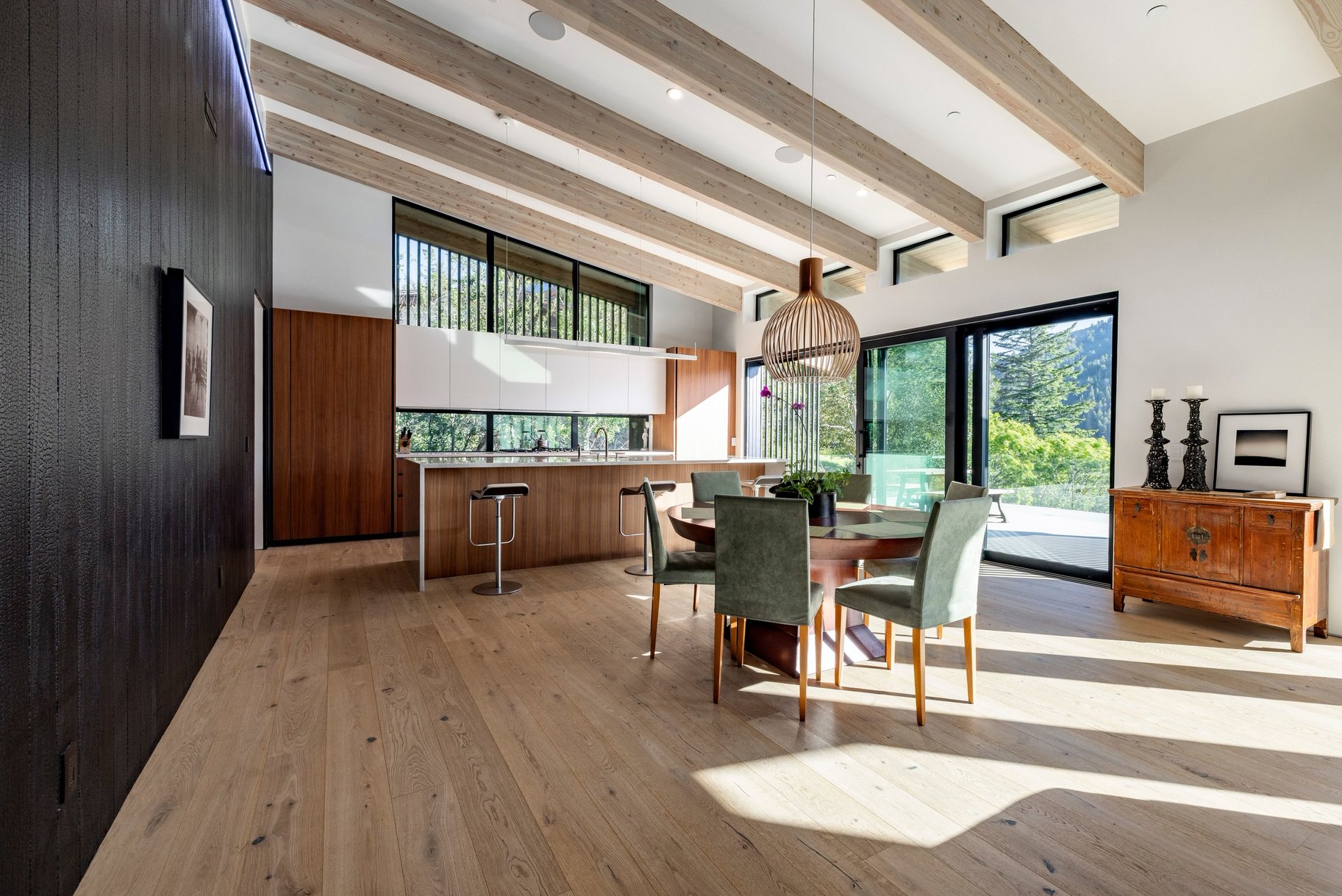  One-of-a-Kind Modern Pinebrook Residence - 物件實景