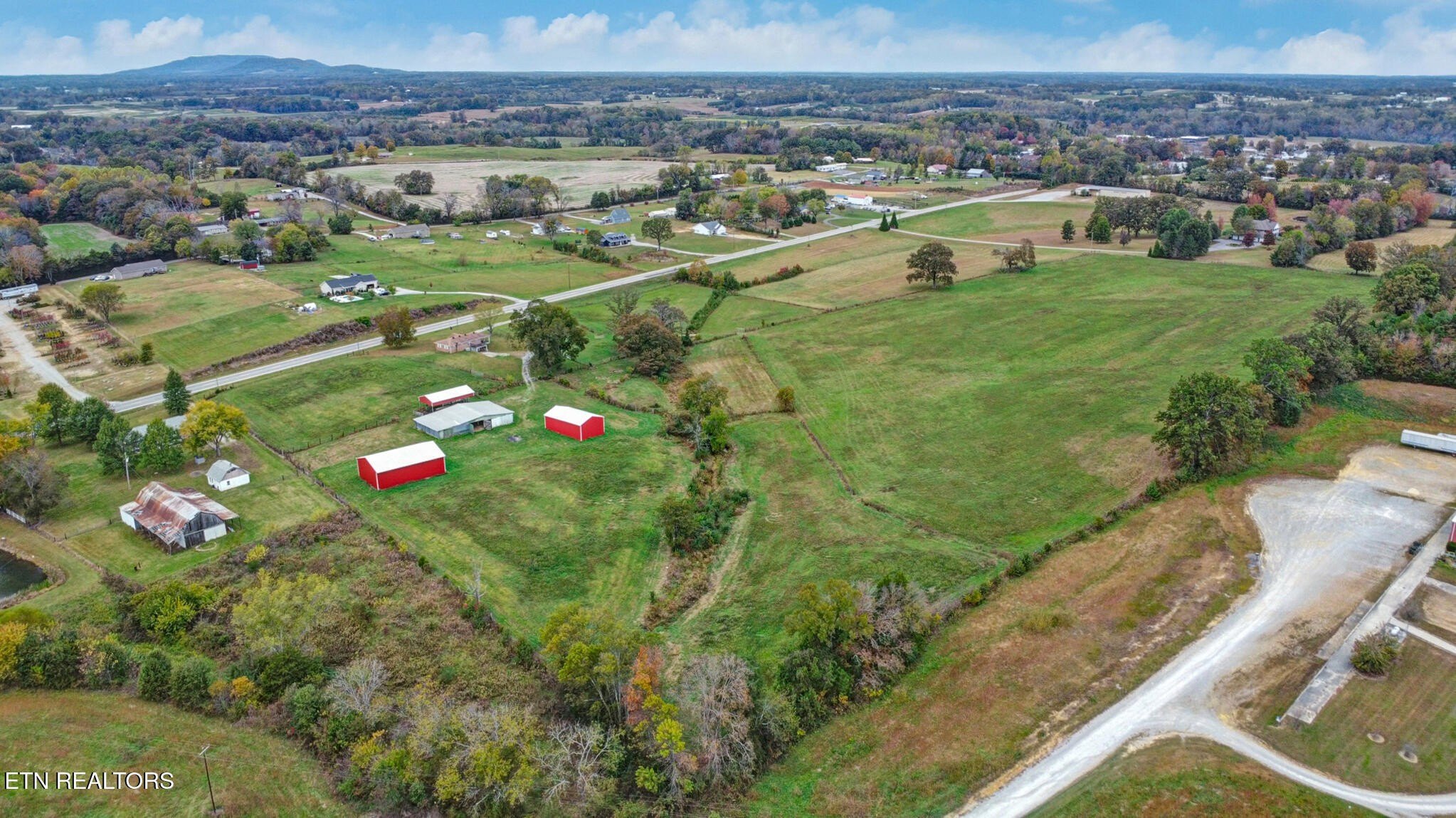 McMinnville, Tennessee, 37110, United States, 3 Bedrooms Bedrooms, ,1 BathroomBathrooms,Residential,For Sale,1976932