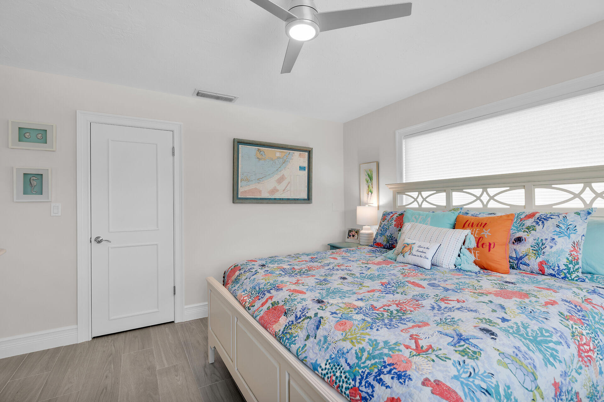 Duck, Florida, 33050, United States, 3 Bedrooms Bedrooms, ,3 BathroomsBathrooms,Residential,For Sale,1998435