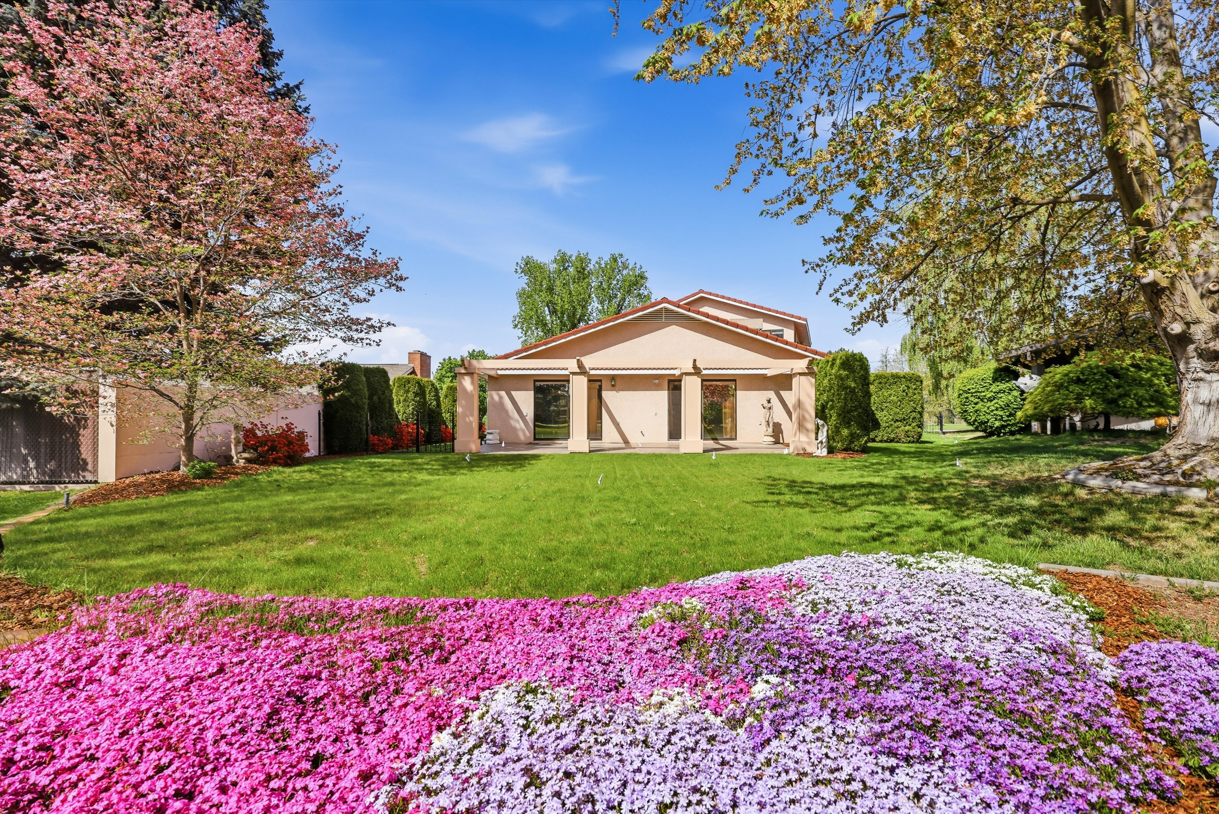  1255 Country Club Rd - 物件實景