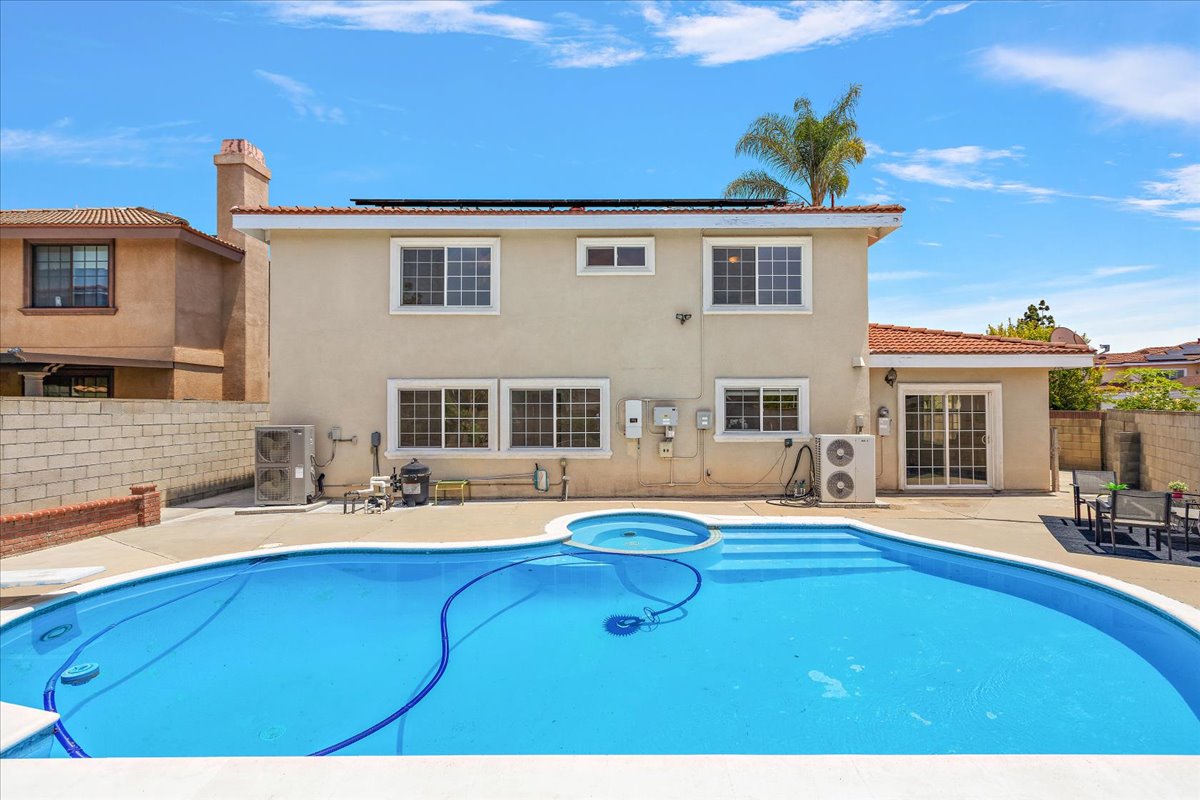 Cerritos, California, 90703, United States, 6 Bedrooms Bedrooms, ,5 BathroomsBathrooms,Residential,For Sale,2048783