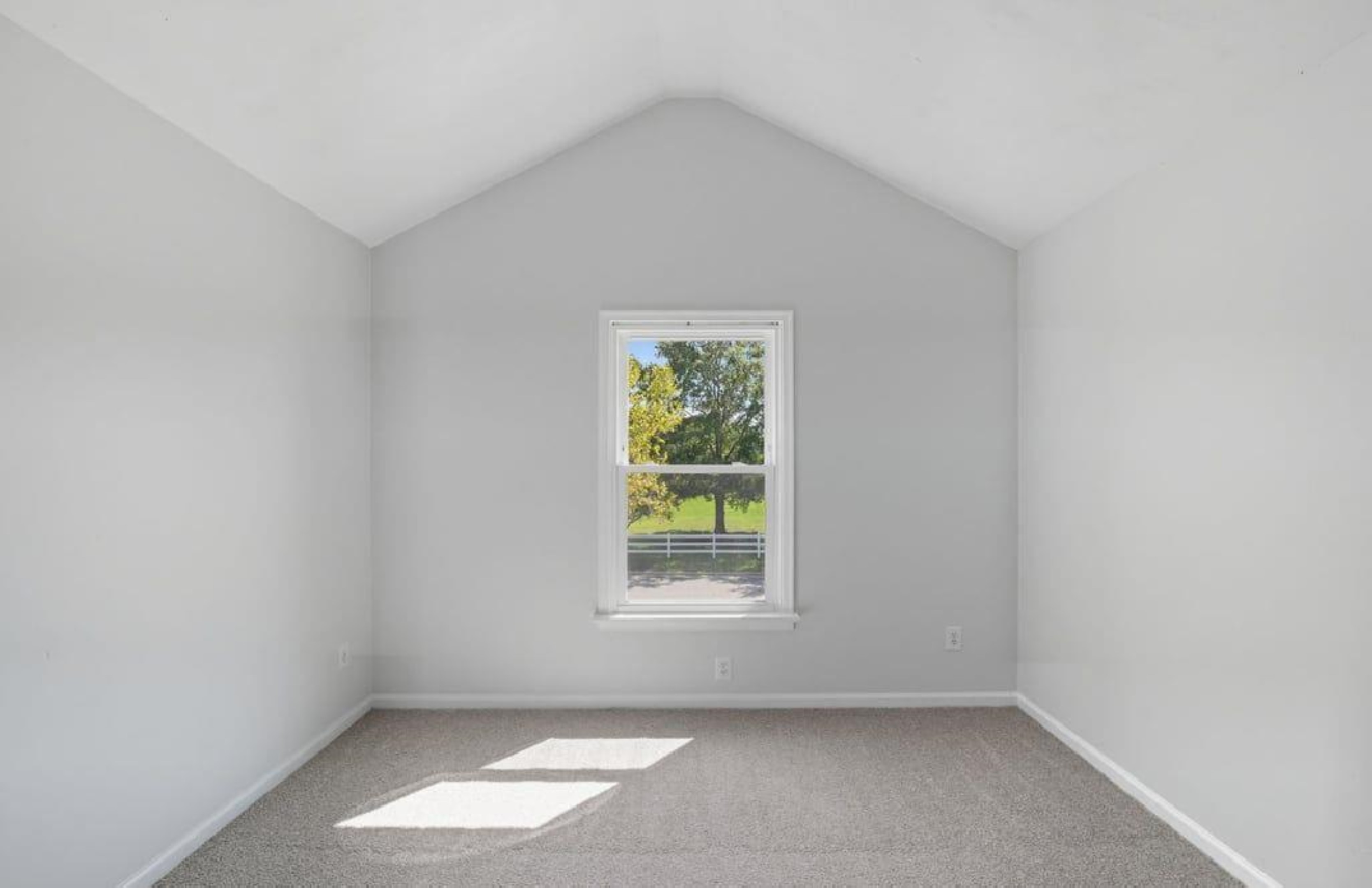 Virginia Beach, Virginia, 23456, United States, 4 Bedrooms Bedrooms, ,3 BathroomsBathrooms,Residential,For Sale,1974516