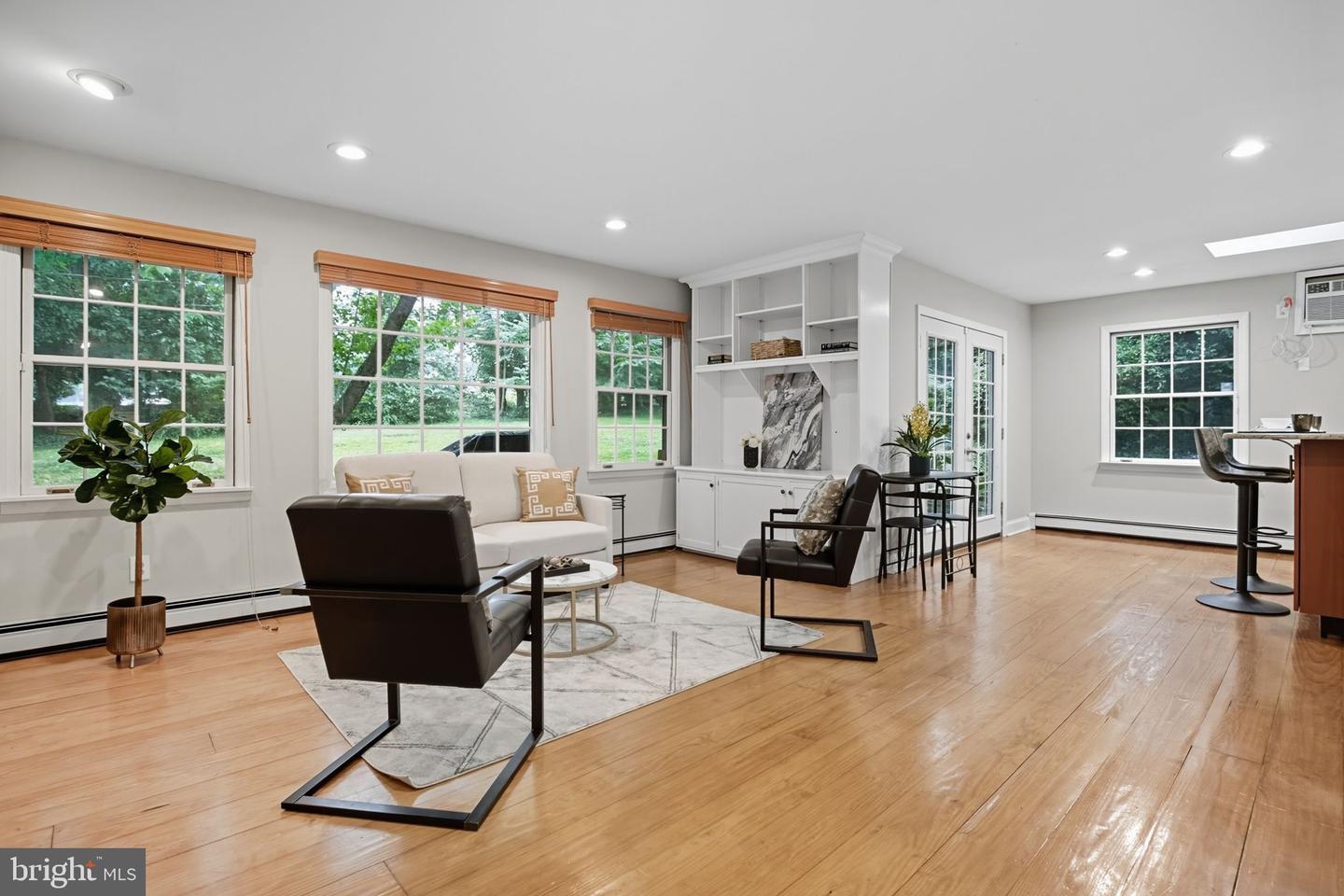 Wyncote, Pennsylvania, 19095, United States, 4 Bedrooms Bedrooms, ,5 BathroomsBathrooms,Residential,For Sale,1950829