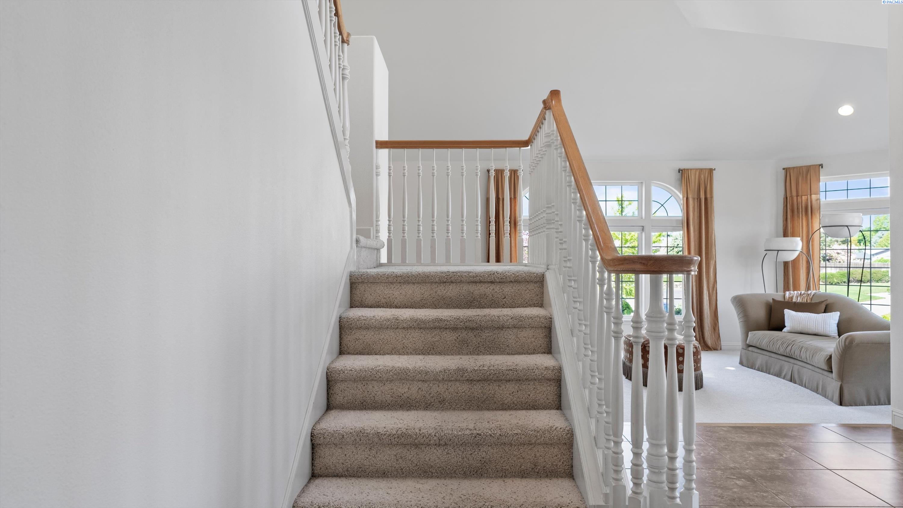Pasco, Washington, 99301, United States, 3 Bedrooms Bedrooms, ,3 BathroomsBathrooms,Residential,For Sale,1794884