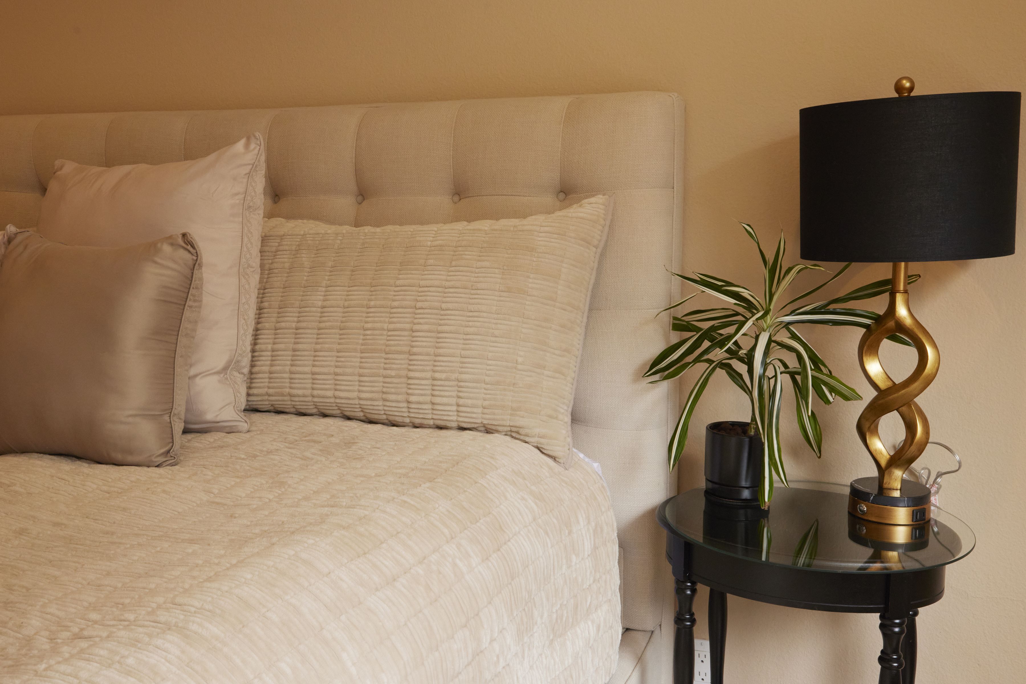  14844 Dickens Street - 物件實景