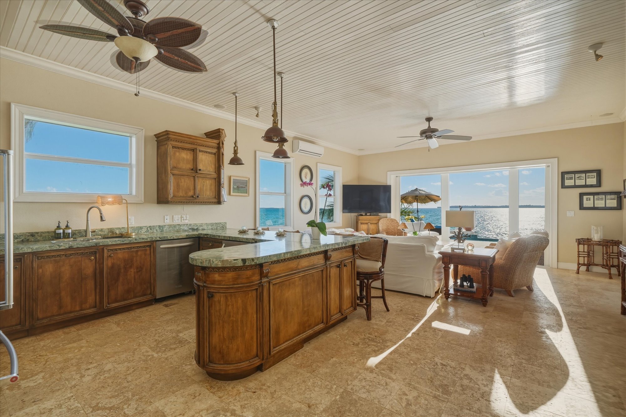  Crown Pigeon Island & Cays, Harbour Island, EL - 物件實景