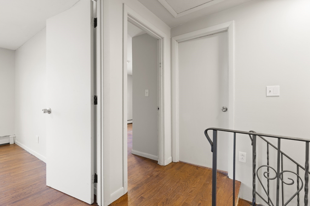 Stoughton, Massachusetts, 02072, United States, 5 Bedrooms Bedrooms, ,2 BathroomsBathrooms,Residential,For Sale,1989106