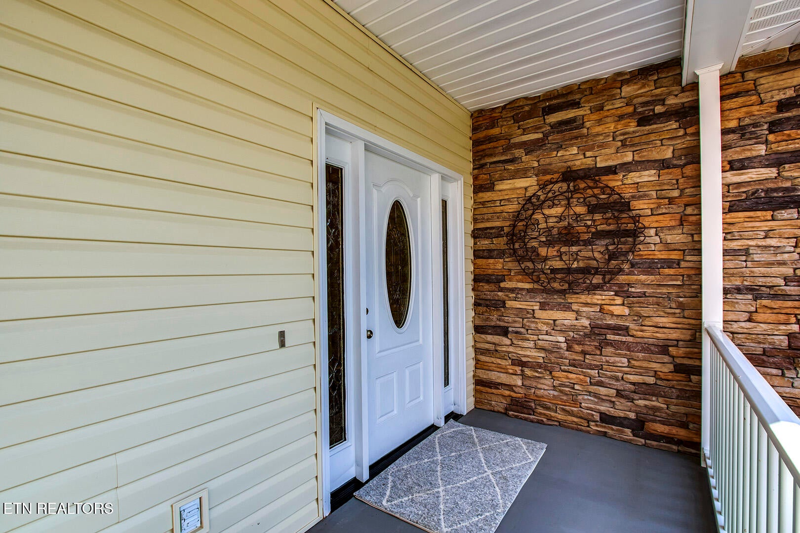 Harriman, Tennessee, 37748, United States, 3 Bedrooms Bedrooms, ,3 BathroomsBathrooms,Residential,For Sale,2011822