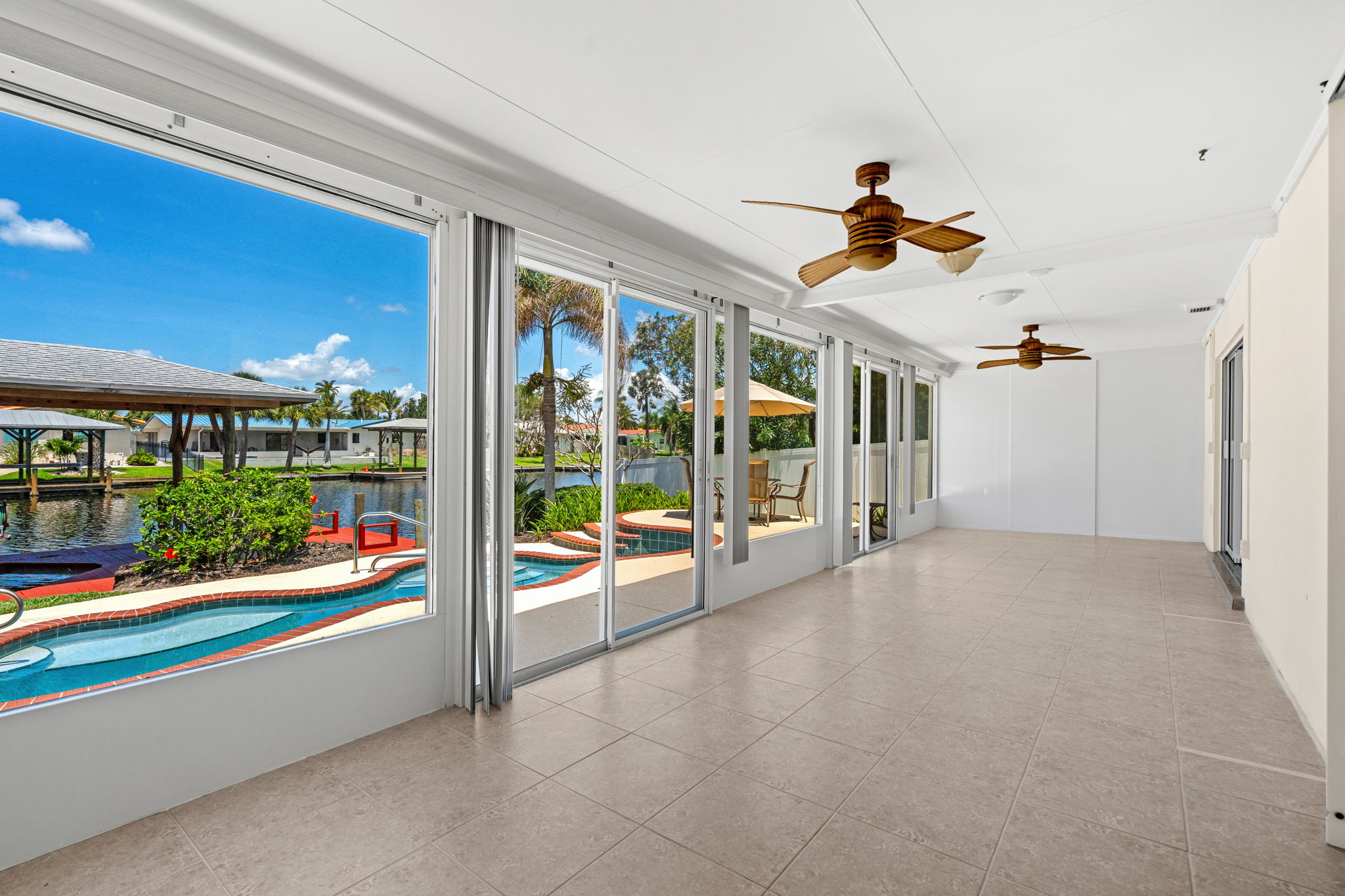  27 Westview Lane, Cocoa Beach, FL, 32931 - 物件實景