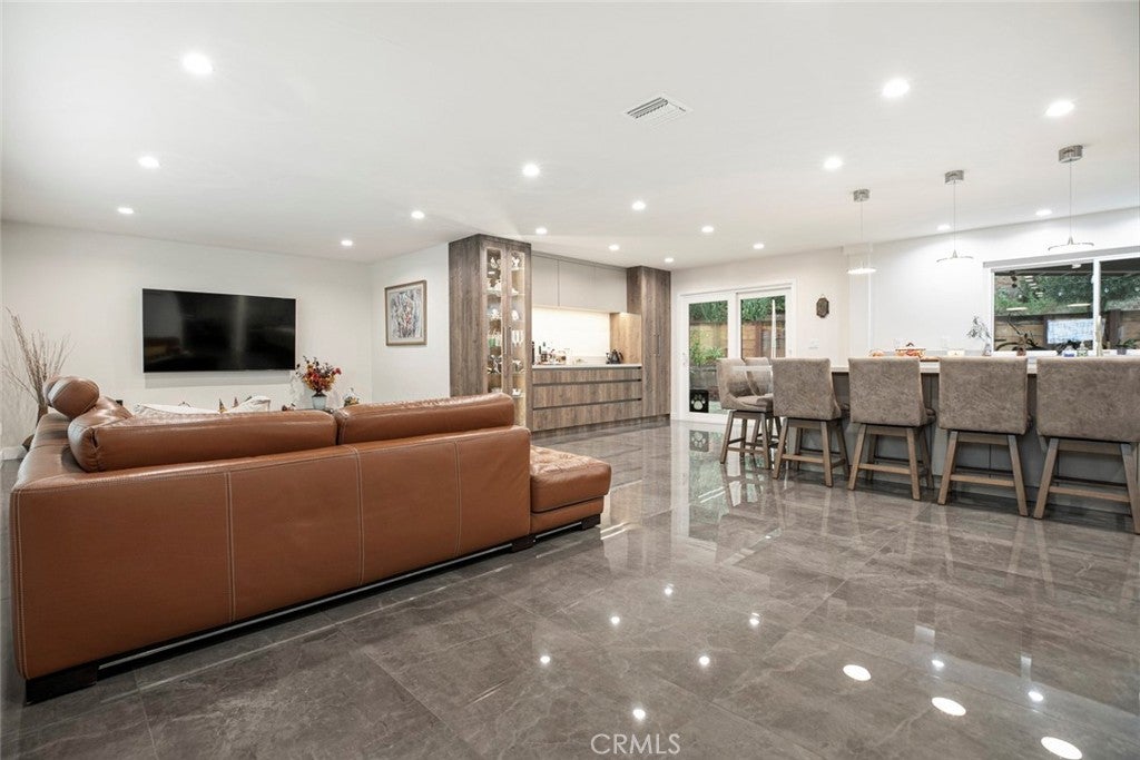 Granada Hills, California, 91344, United States, 4 Bedrooms Bedrooms, ,3 BathroomsBathrooms,Residential,For Sale,1993417