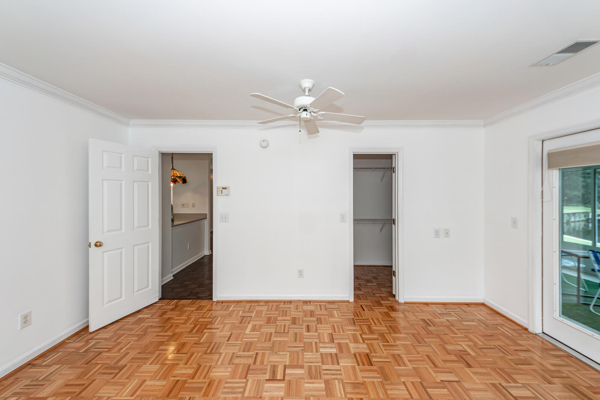 Mount Pleasant, South Carolina, 29466, United States, 3 Bedrooms Bedrooms, ,2 BathroomsBathrooms,Residential,For Sale,1743207