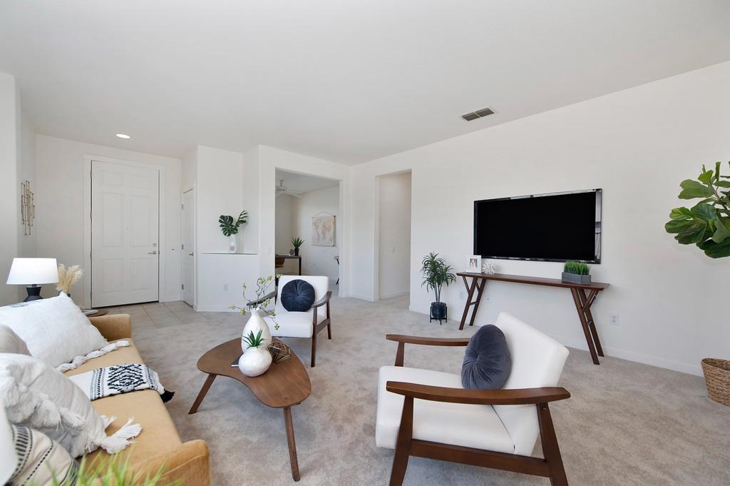 Lincoln, California, 95648, United States, 2 Bedrooms Bedrooms, ,2 BathroomsBathrooms,Residential,For Sale,1957407