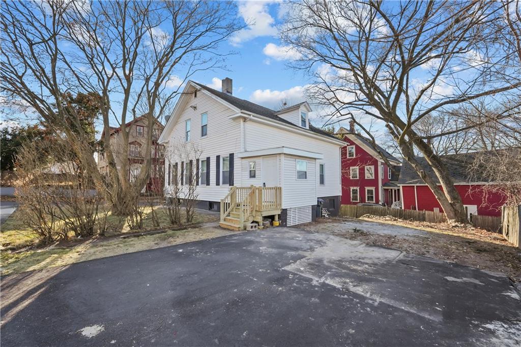 Providence, Rhode Island, 02906, United States, 3 Bedrooms Bedrooms, ,2 BathroomsBathrooms,Residential,For Sale,1850719