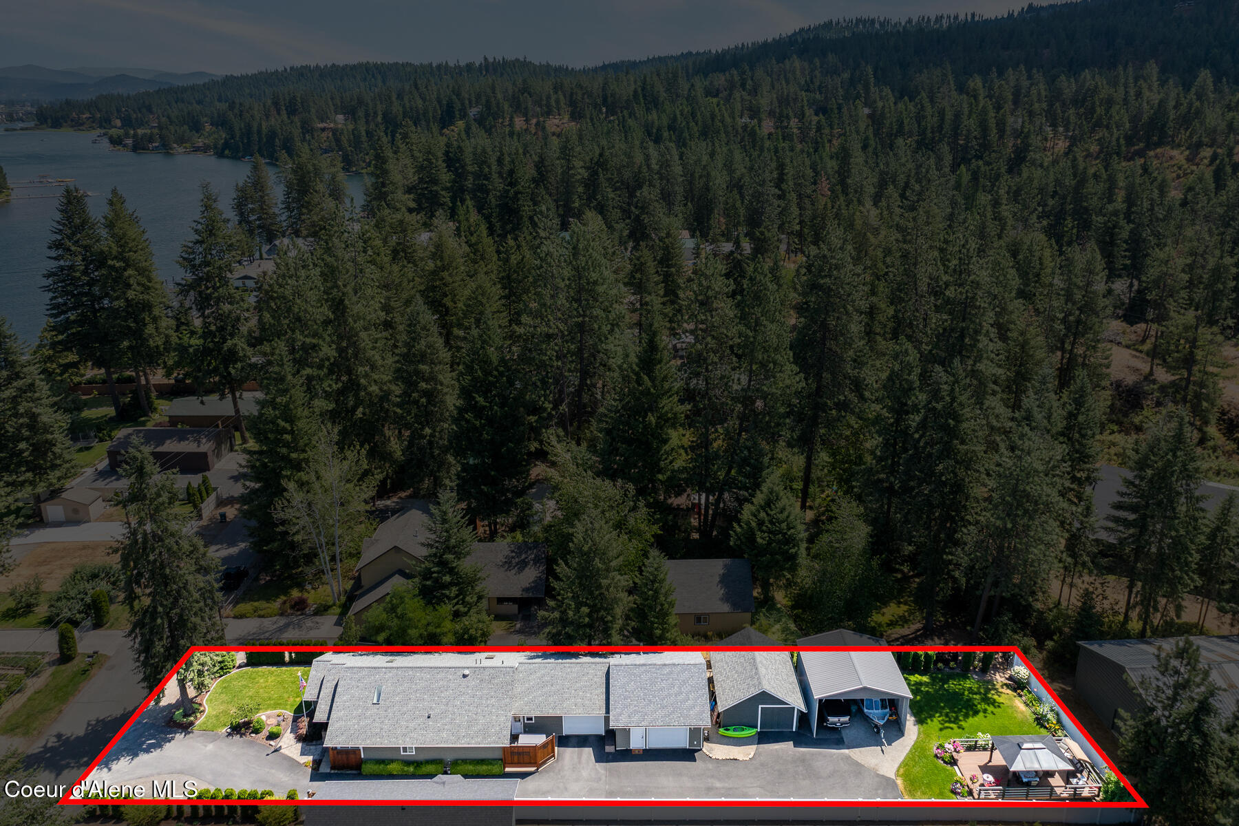 Coeur d'Alene, Idaho, 83814, United States, 3 Bedrooms Bedrooms, ,2 BathroomsBathrooms,Residential,For Sale,1895334