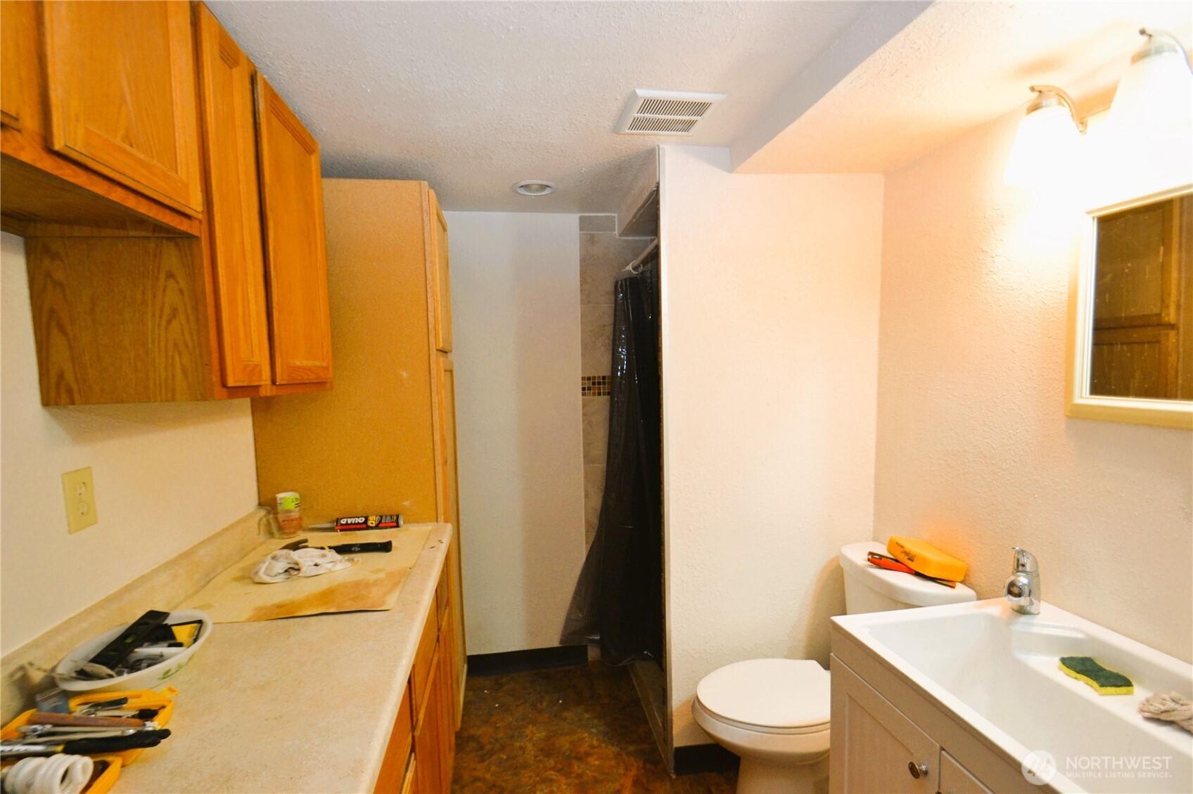 SEATTLE, Washington, 98106, United States, ,Residential,For Sale,1875654