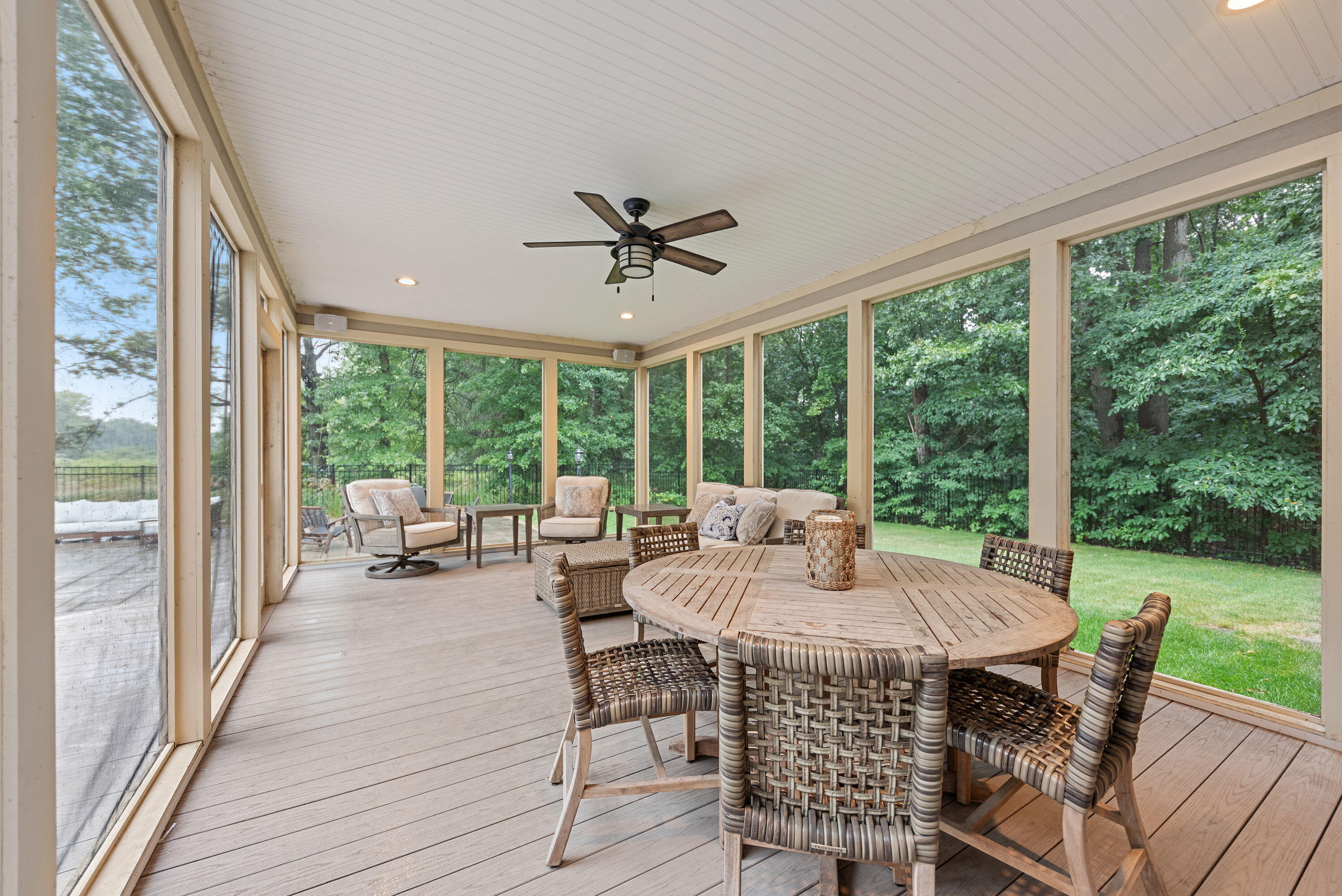 New Buffalo, Michigan, 49117, United States, 5 Bedrooms Bedrooms, ,4 BathroomsBathrooms,Residential,For Sale,1940411