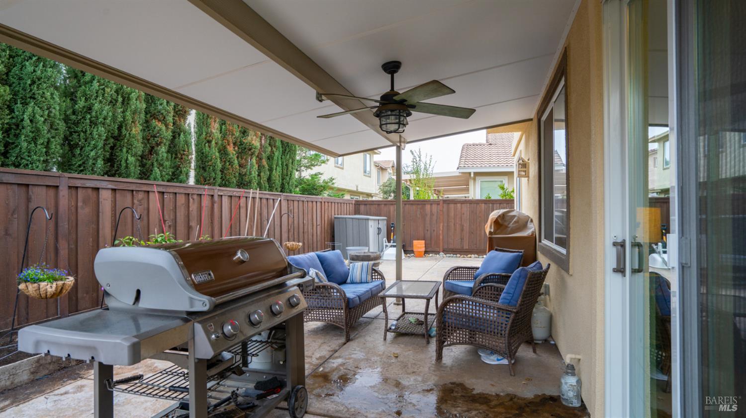 Vacaville, California, 95688, United States, 5 Bedrooms Bedrooms, ,3 BathroomsBathrooms,Residential,For Sale,2005727