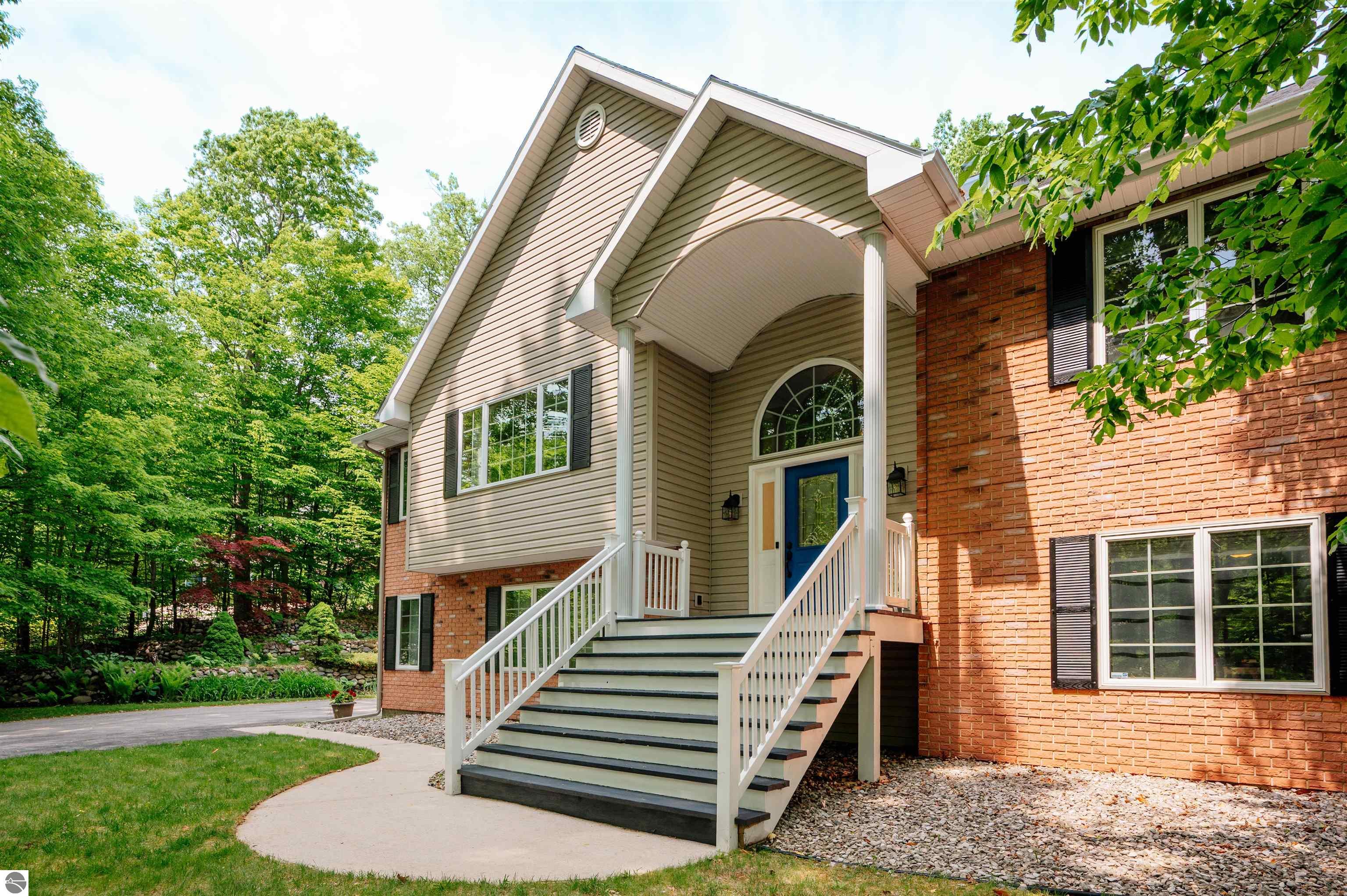 Traverse City, Michigan, 49684, United States, 4 Bedrooms Bedrooms, ,3 BathroomsBathrooms,Residential,For Sale,1850049
