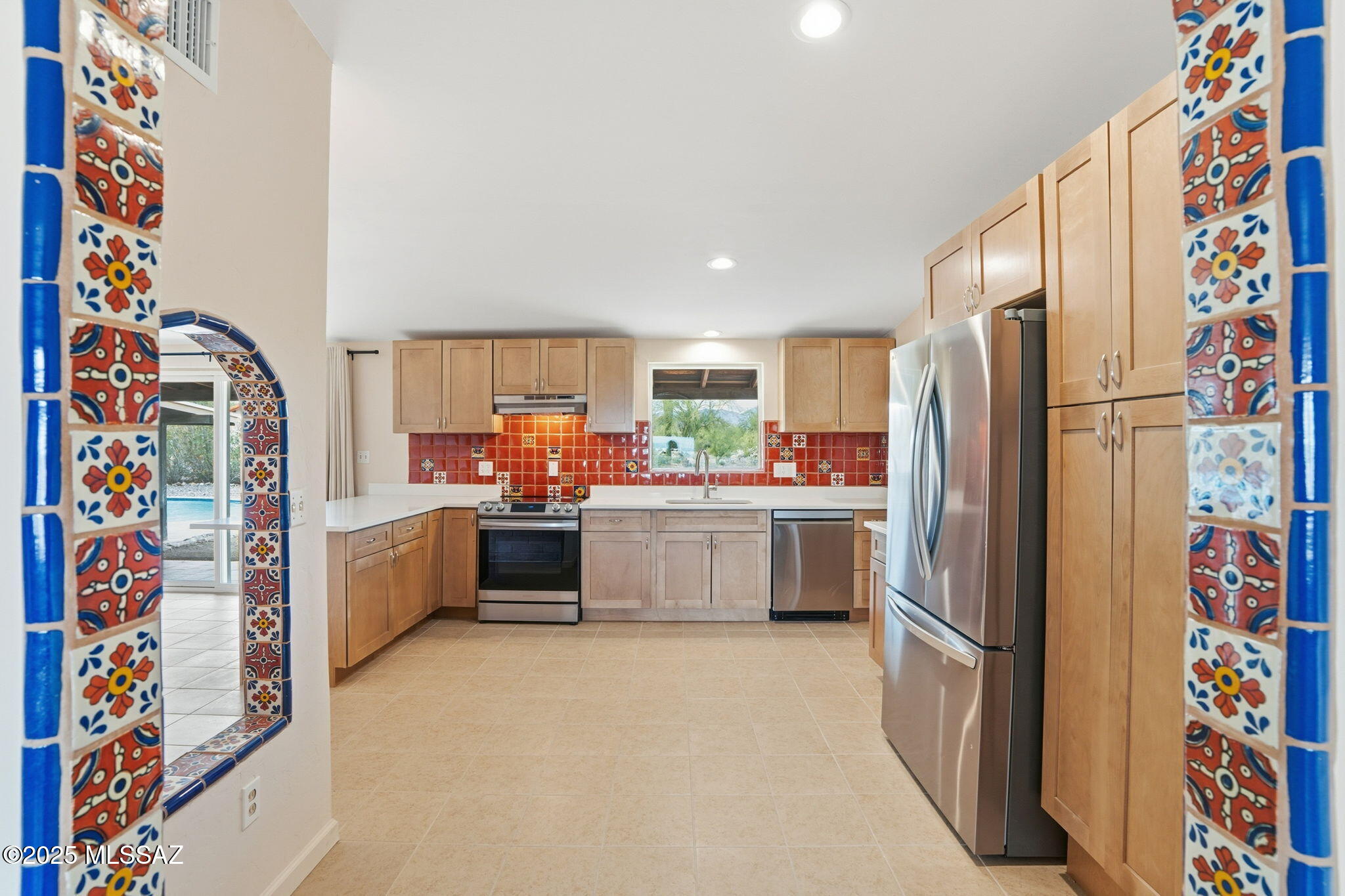 Tucson, Arizona, 85745, United States, 3 Bedrooms Bedrooms, ,3 BathroomsBathrooms,Residential,For Sale,1997512