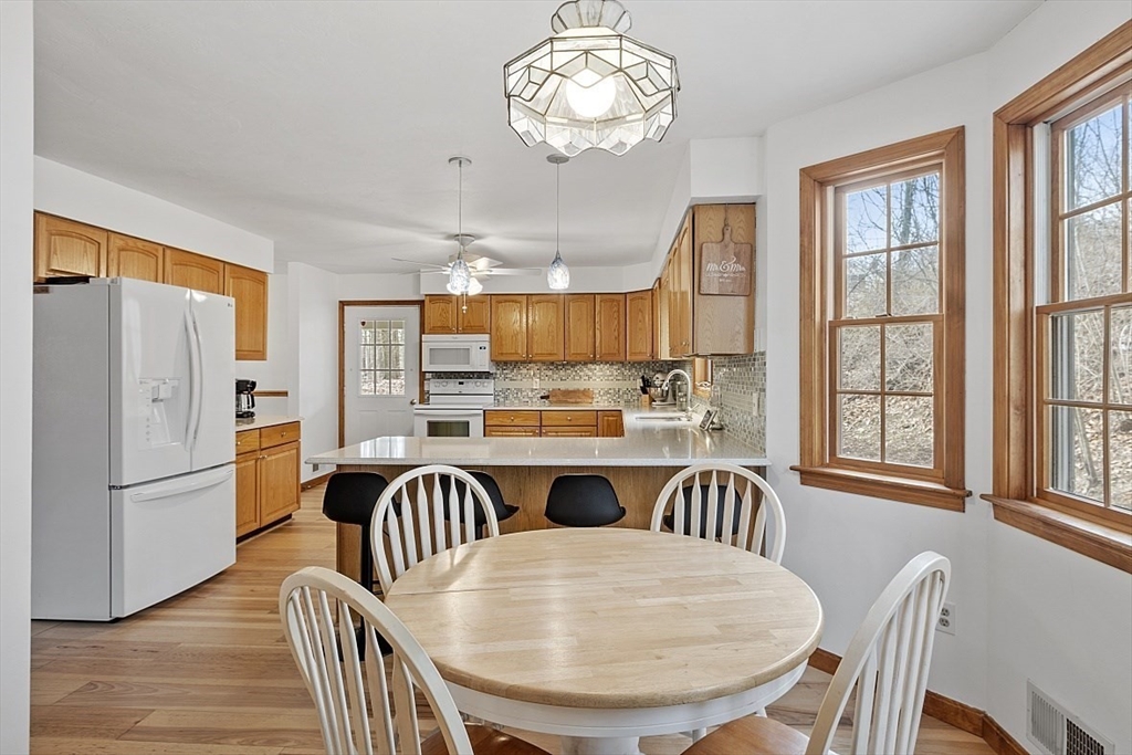 116 Island Rd, Lunenburg, Massachusetts, 01462, United States, 5 Bedrooms Bedrooms, ,4 BathroomsBathrooms,Residential,For Sale,116 Island Rd,1486813