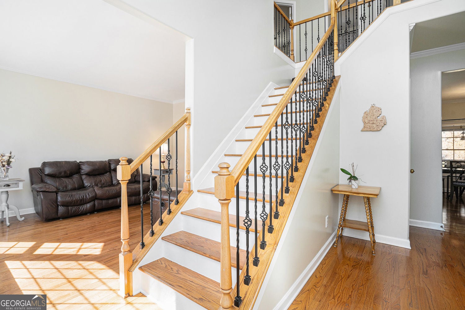 Johns Creek, Georgia, 30022, United States, 5 Bedrooms Bedrooms, ,4 BathroomsBathrooms,Residential,For Sale,1985826