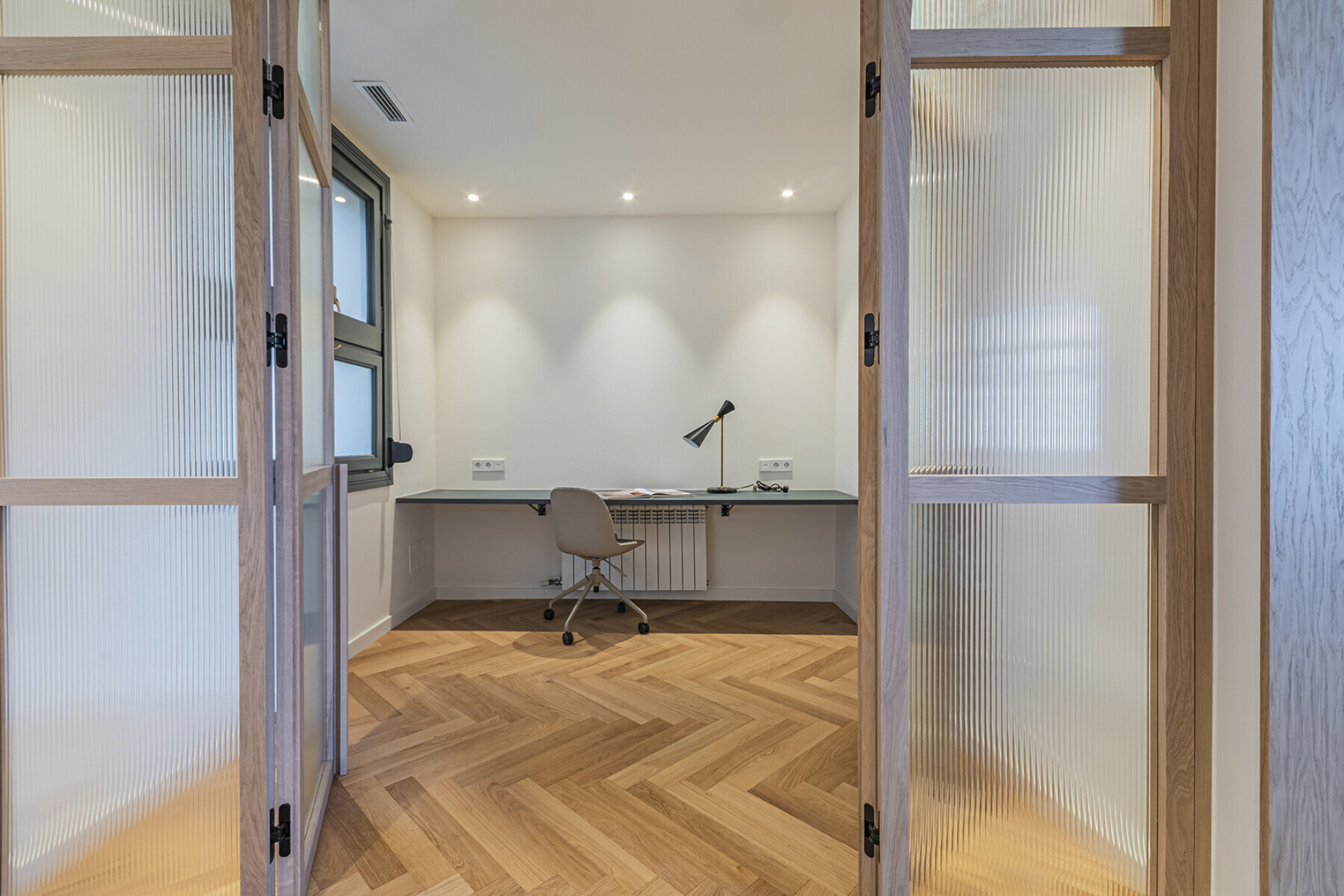  Elegant refurbished apartment of 221 m² in the Quadrat d