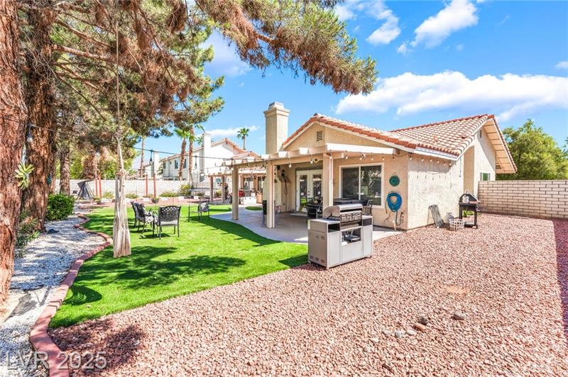 North Las Vegas, Nevada, 89031, United States, 3 Bedrooms Bedrooms, ,2 BathroomsBathrooms,Residential,For Sale,1920632