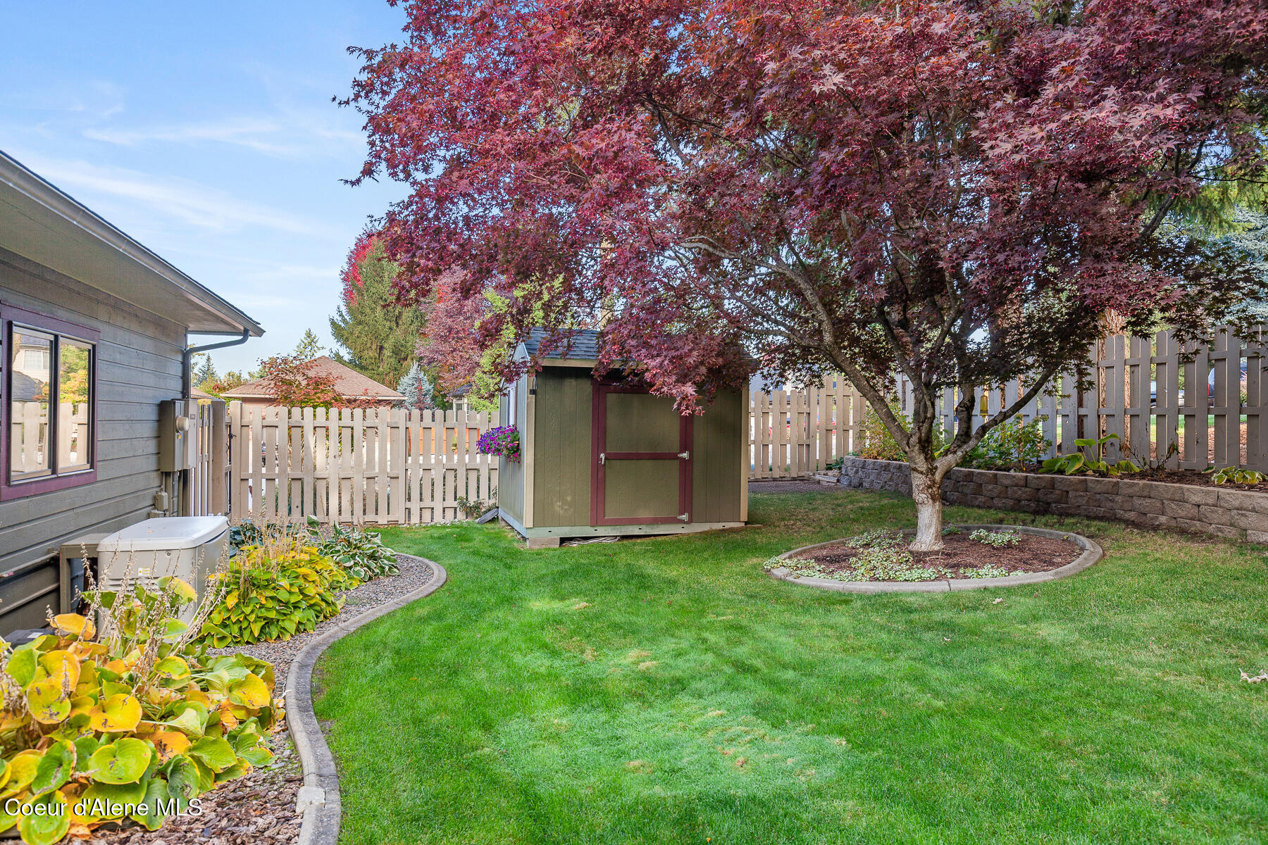 Hayden Lake, Idaho, 83835, United States, 4 Bedrooms Bedrooms, ,3 BathroomsBathrooms,Residential,For Sale,2007766