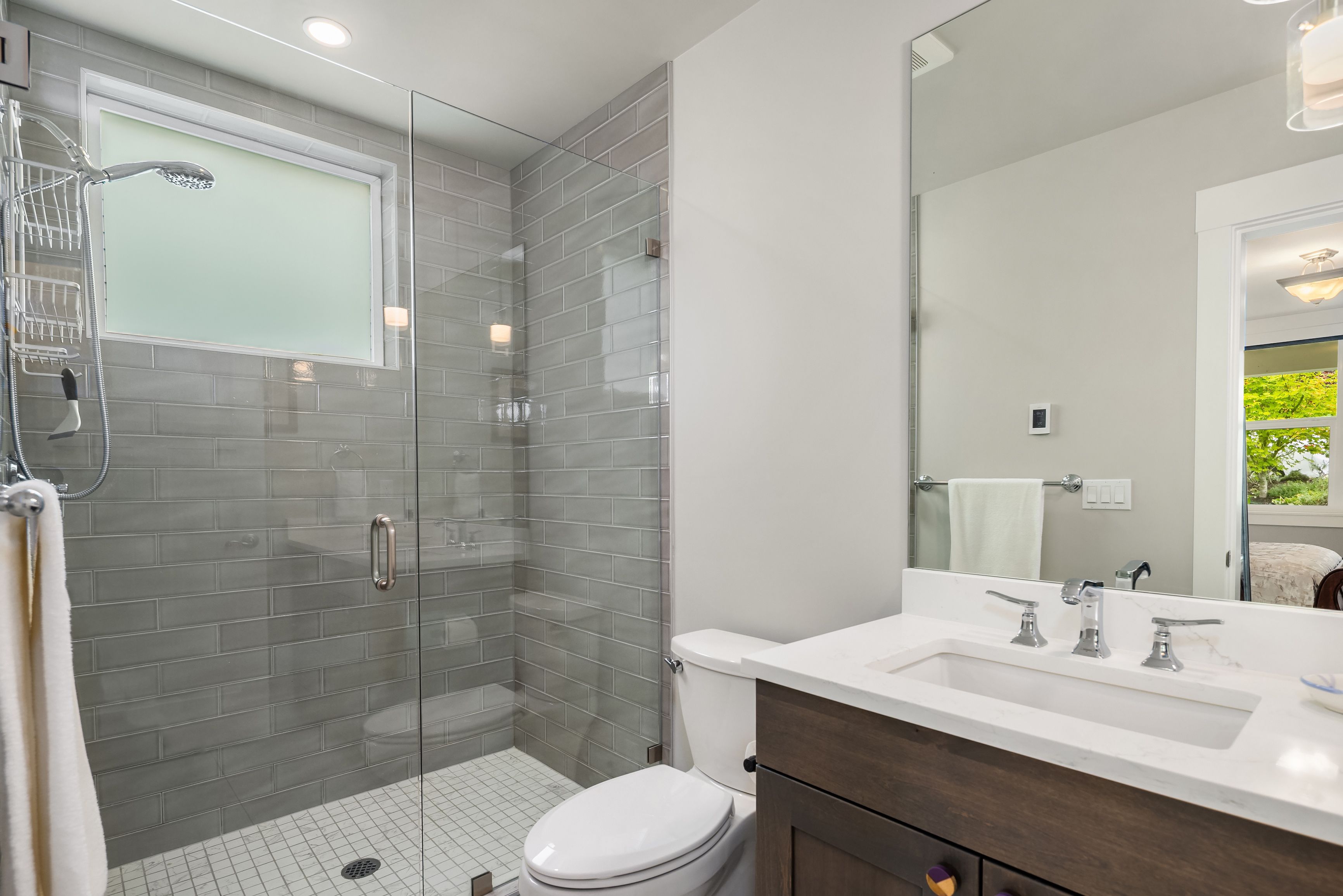  609 1st Street, Kirkland, WA 98033 - 物件實景