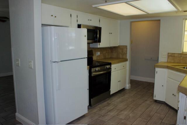 Lindsay, California, 93247, United States, 4 Bedrooms Bedrooms, ,2 BathroomsBathrooms,Residential,For Sale,1982770