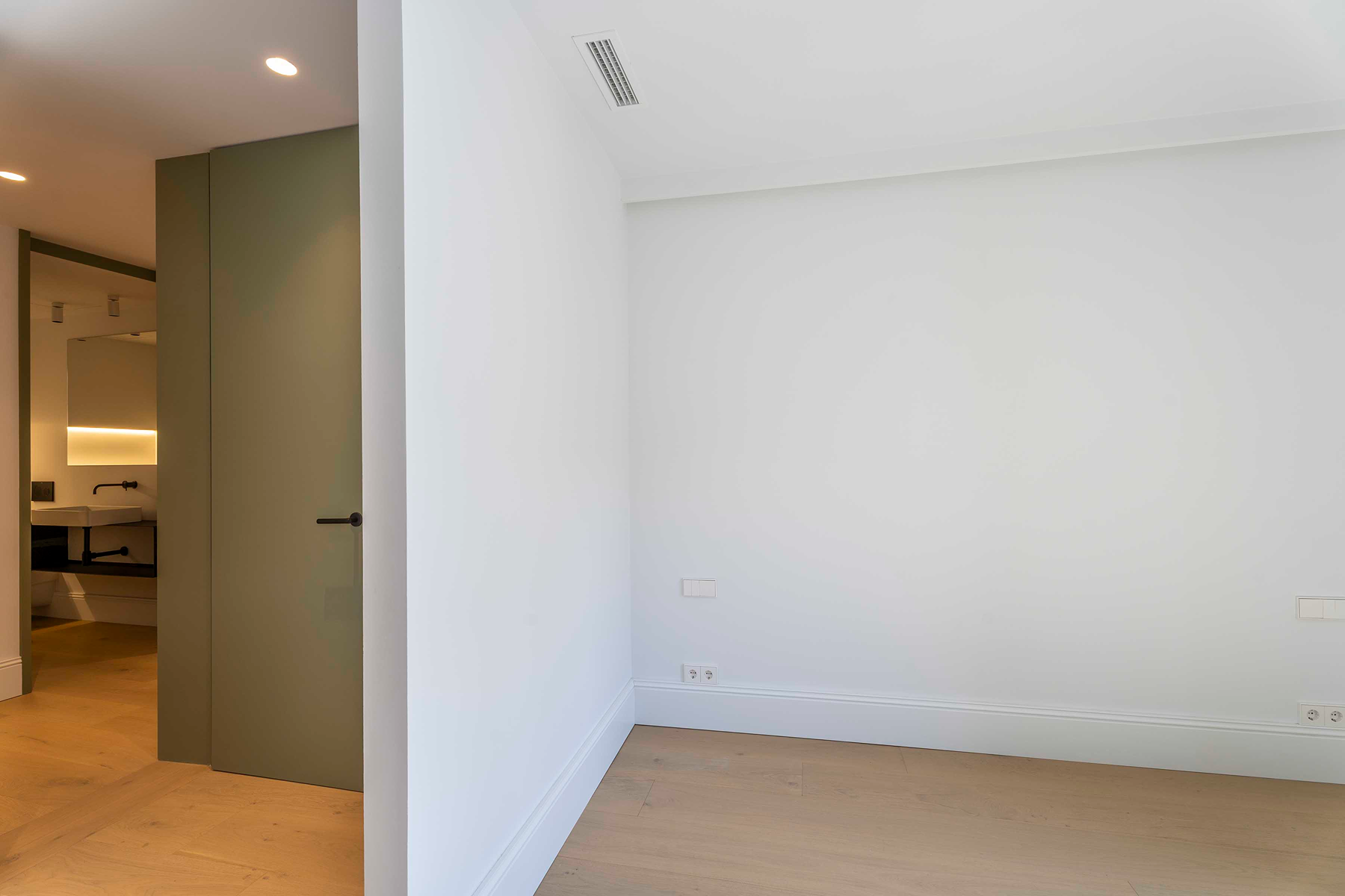  Renovated flat with 3 bedrooms in Malasaña neighborhood, Madrid - 物件實景
