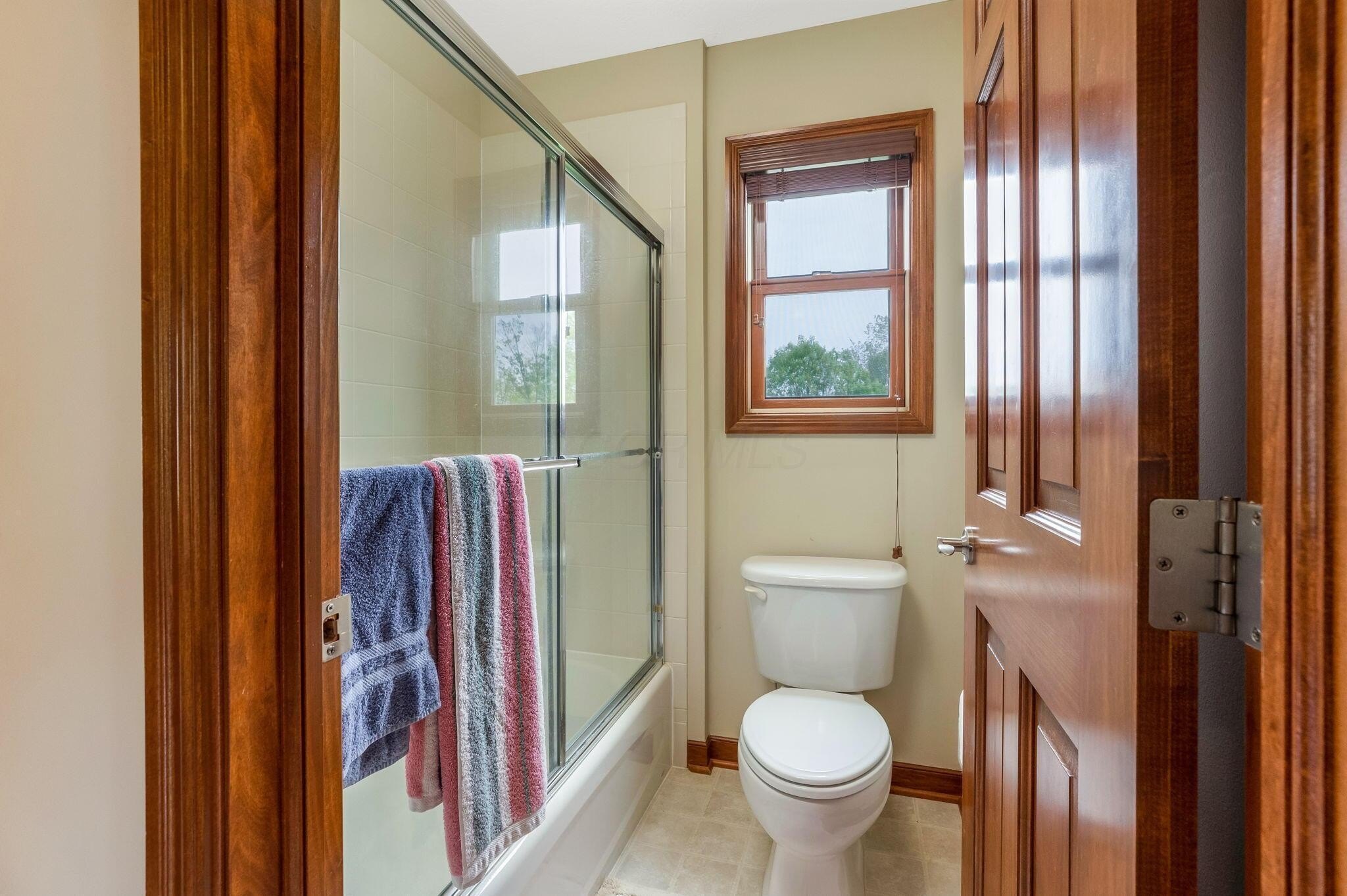 Blacklick, Ohio, 43004, United States, 4 Bedrooms Bedrooms, ,4 BathroomsBathrooms,Residential,For Sale,1860934