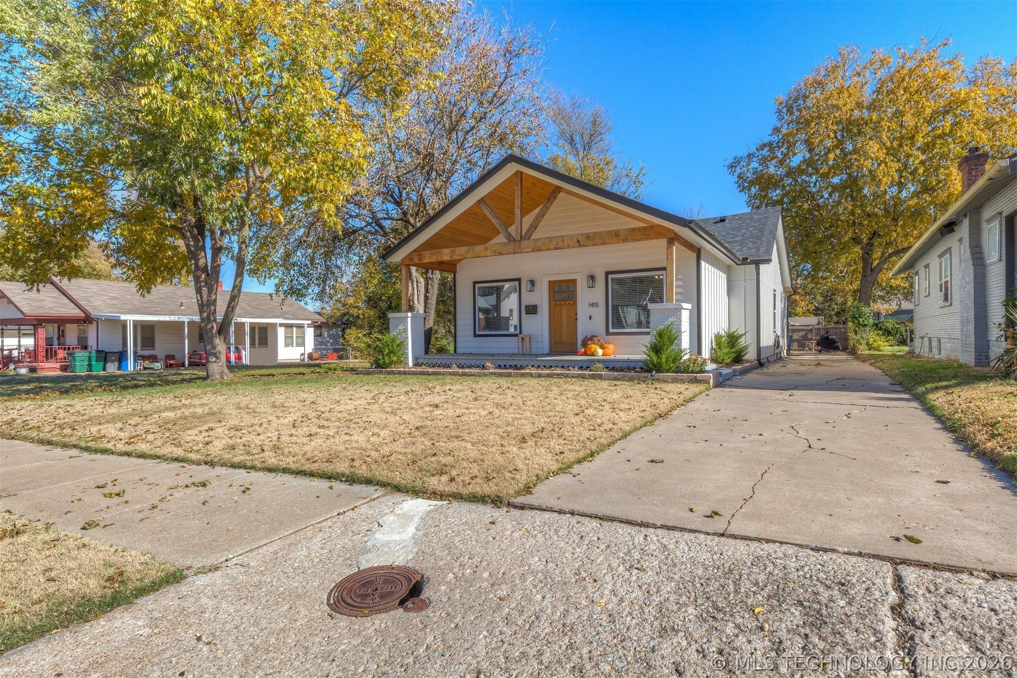 Main St, Tulsa, OK 74106