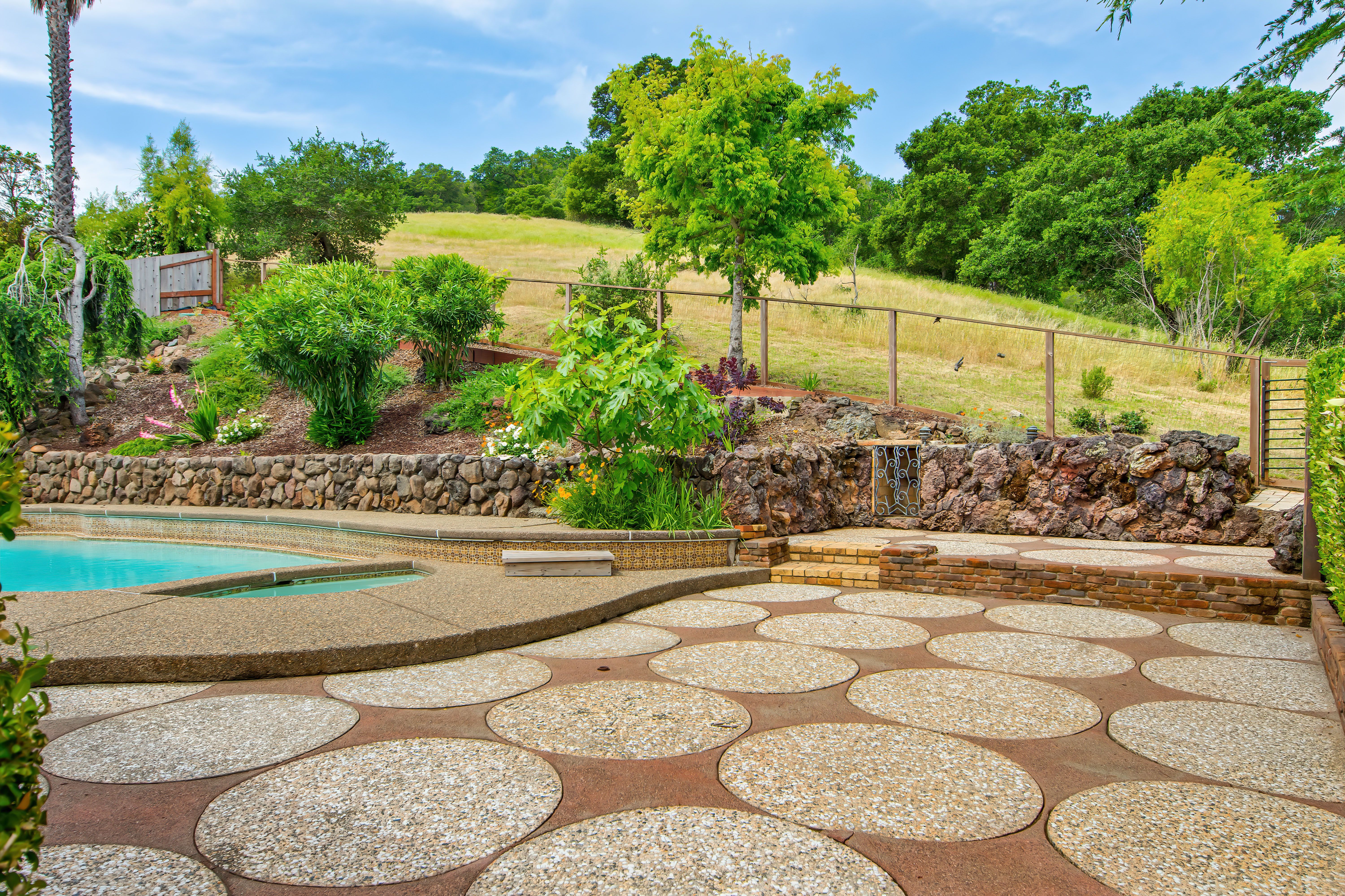  Centrally Located San Rafael Home - 物件實景