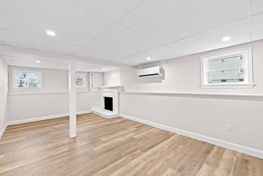 Whitman, Massachusetts, 02382, United States, 2 Bedrooms Bedrooms, ,1 BathroomBathrooms,Residential,For Sale,1992846