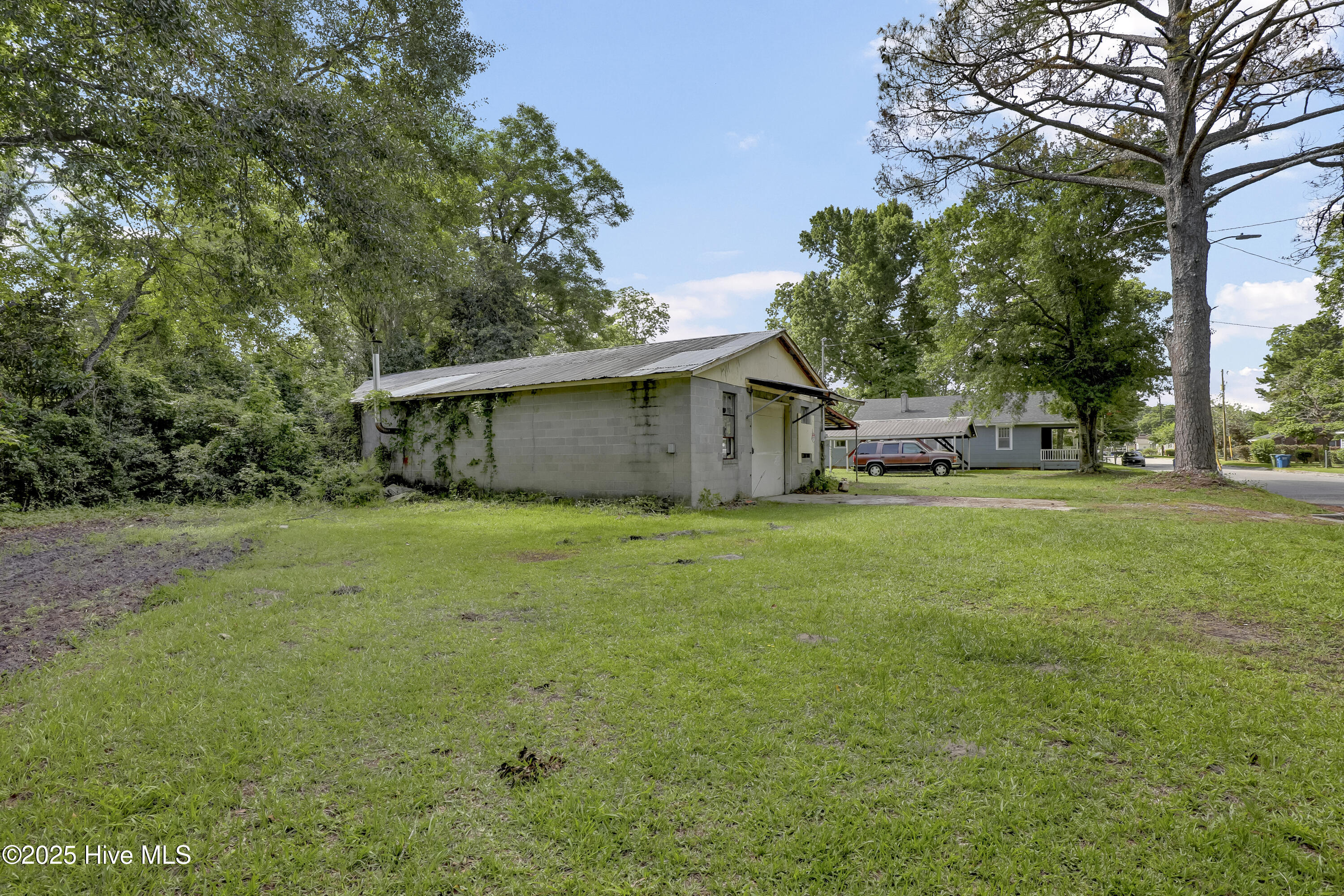 Wilmington, North Carolina, 28405, United States, 3 Bedrooms Bedrooms, ,1 BathroomBathrooms,Residential,For Sale,1866331