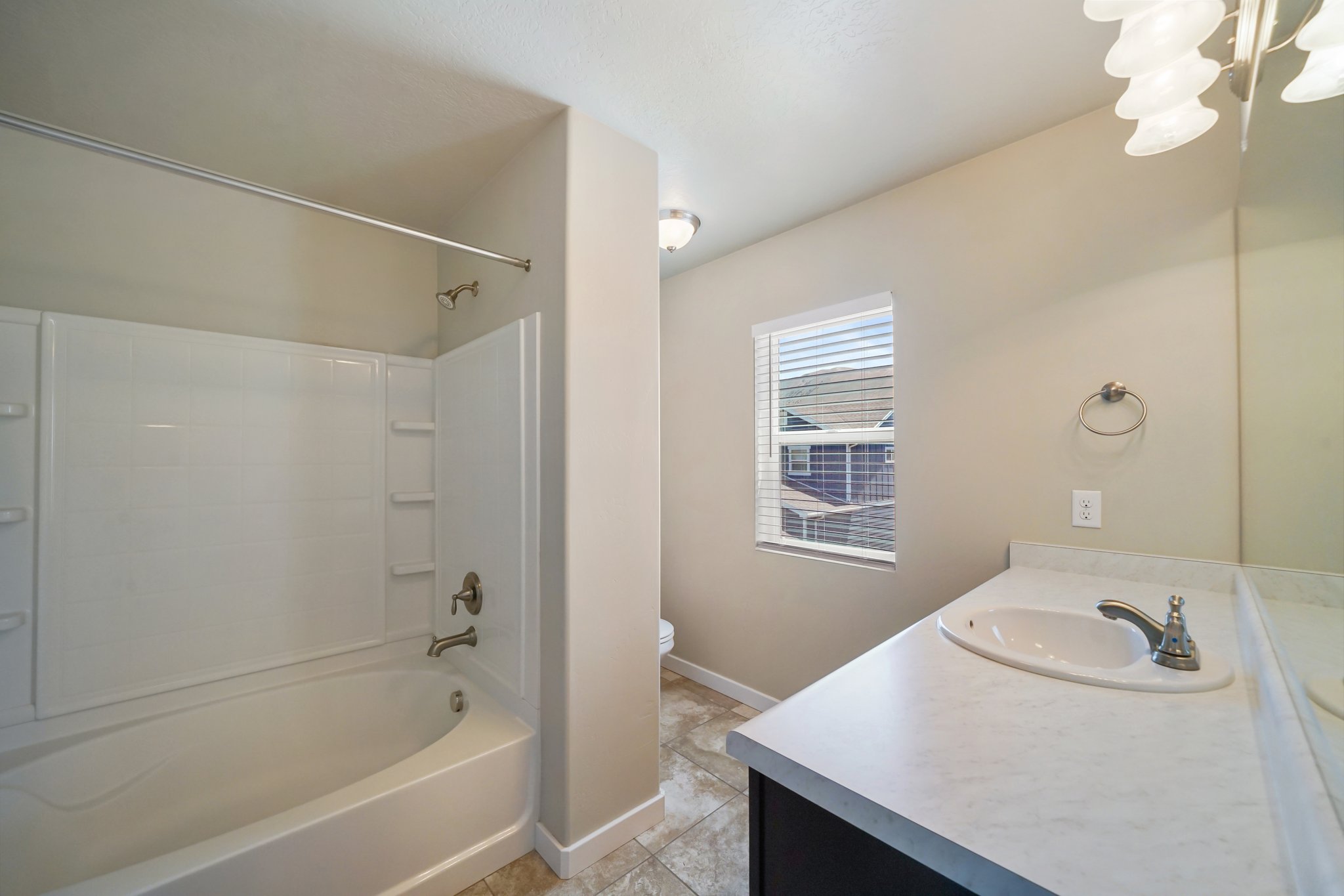 Bluffdale, Utah, 84065, United States, 4 Bedrooms Bedrooms, ,4 BathroomsBathrooms,Residential,For Sale,1915355