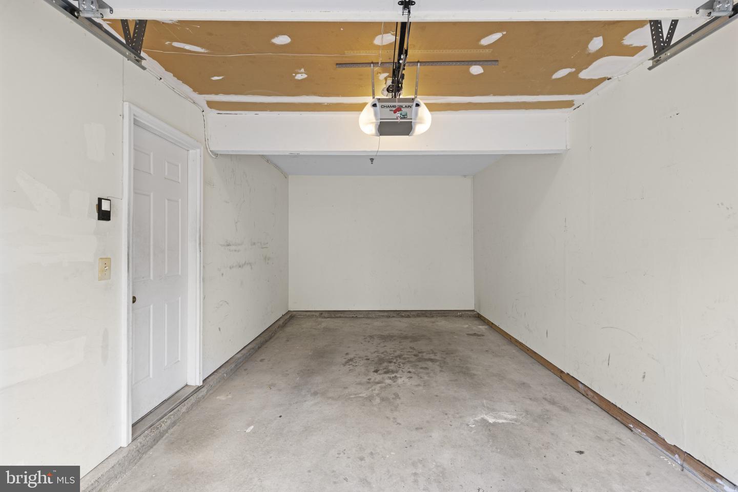 Crofton, Maryland, 21114, United States, 3 Bedrooms Bedrooms, ,4 BathroomsBathrooms,Residential,For Sale,1989271