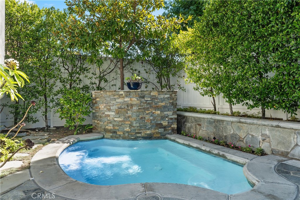 Newport Beach, California, 92660, United States, 4 Bedrooms Bedrooms, ,4 BathroomsBathrooms,Residential,For Sale,1949668