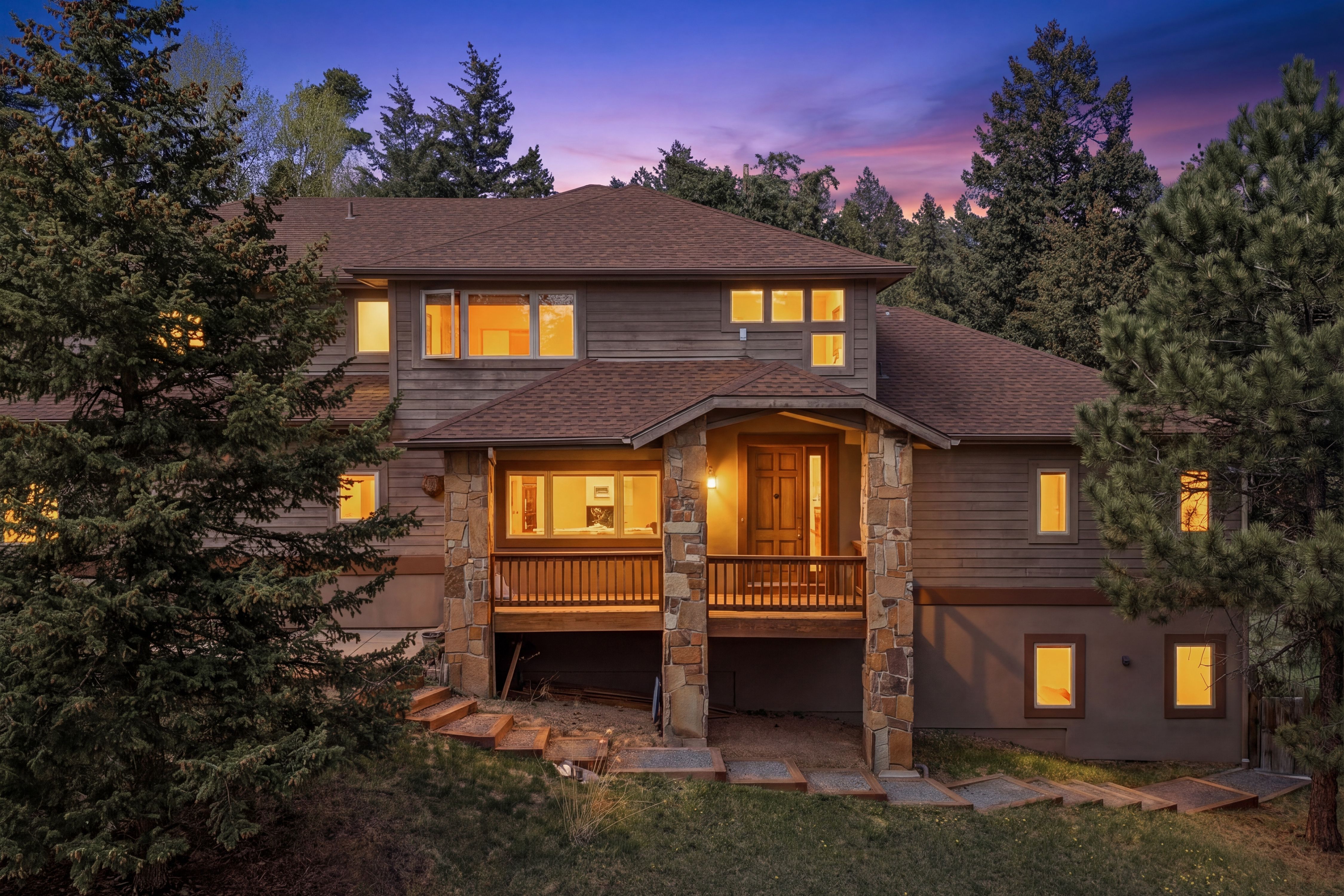  Comfort, Versatility & Evergreen Living - 物件實景