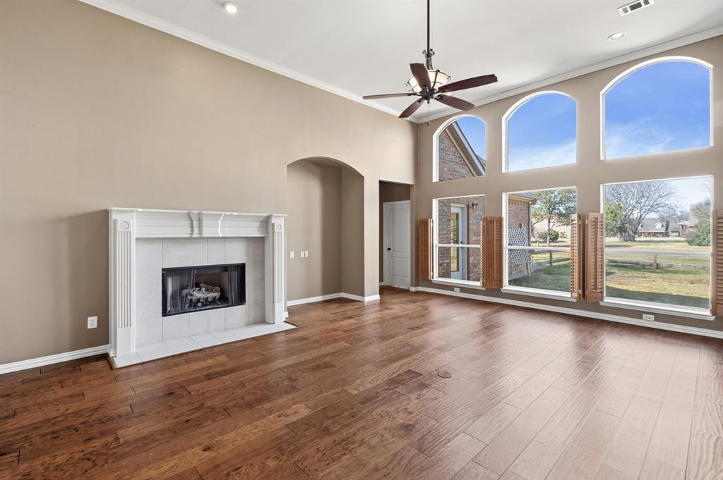 Denton, Texas, 76208, United States, 4 Bedrooms Bedrooms, ,5 BathroomsBathrooms,Residential,For Sale,2022446