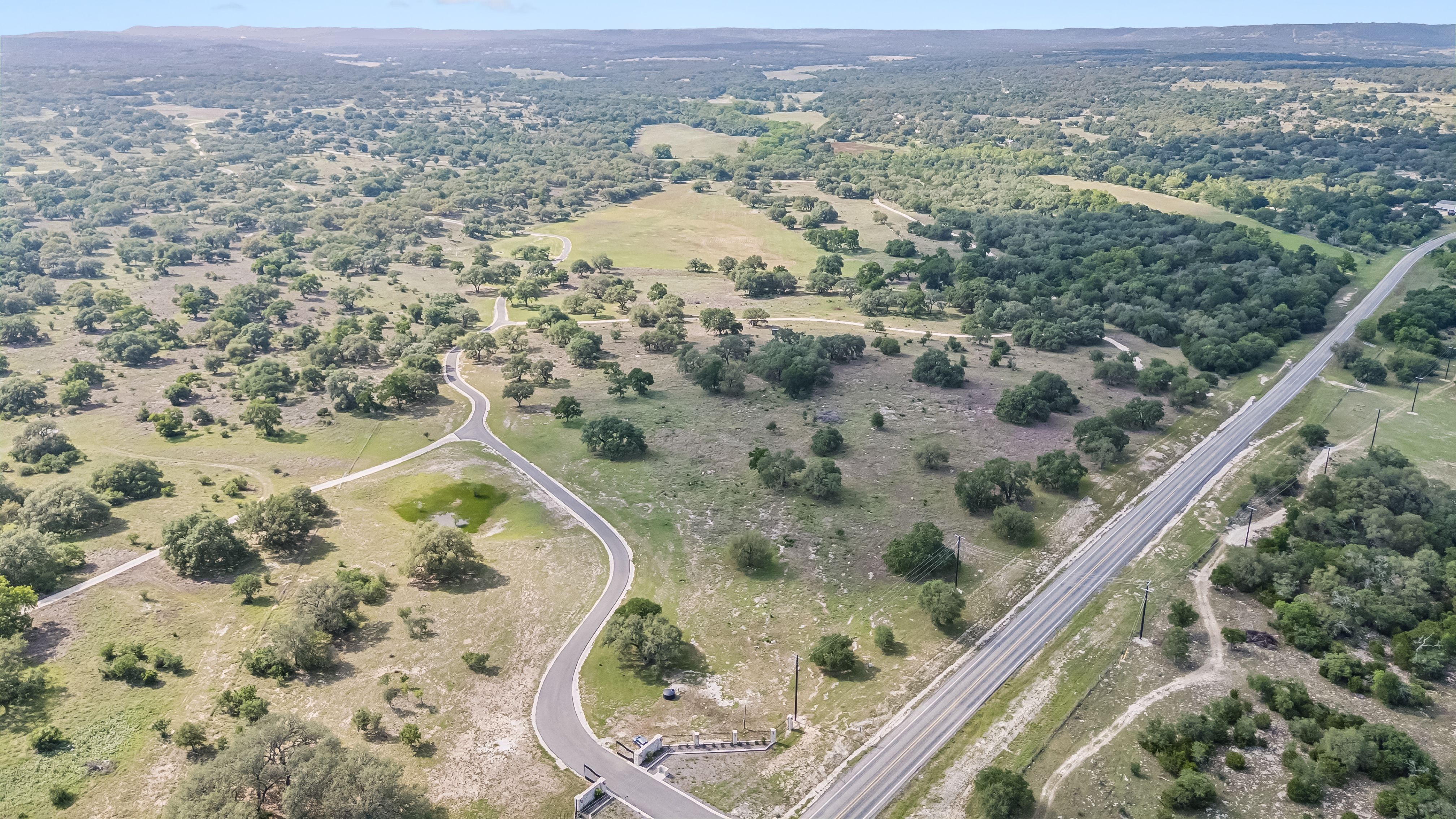  Rolling Oaks Ranch: The Pinnacle of Private Estate Living - 物件實景